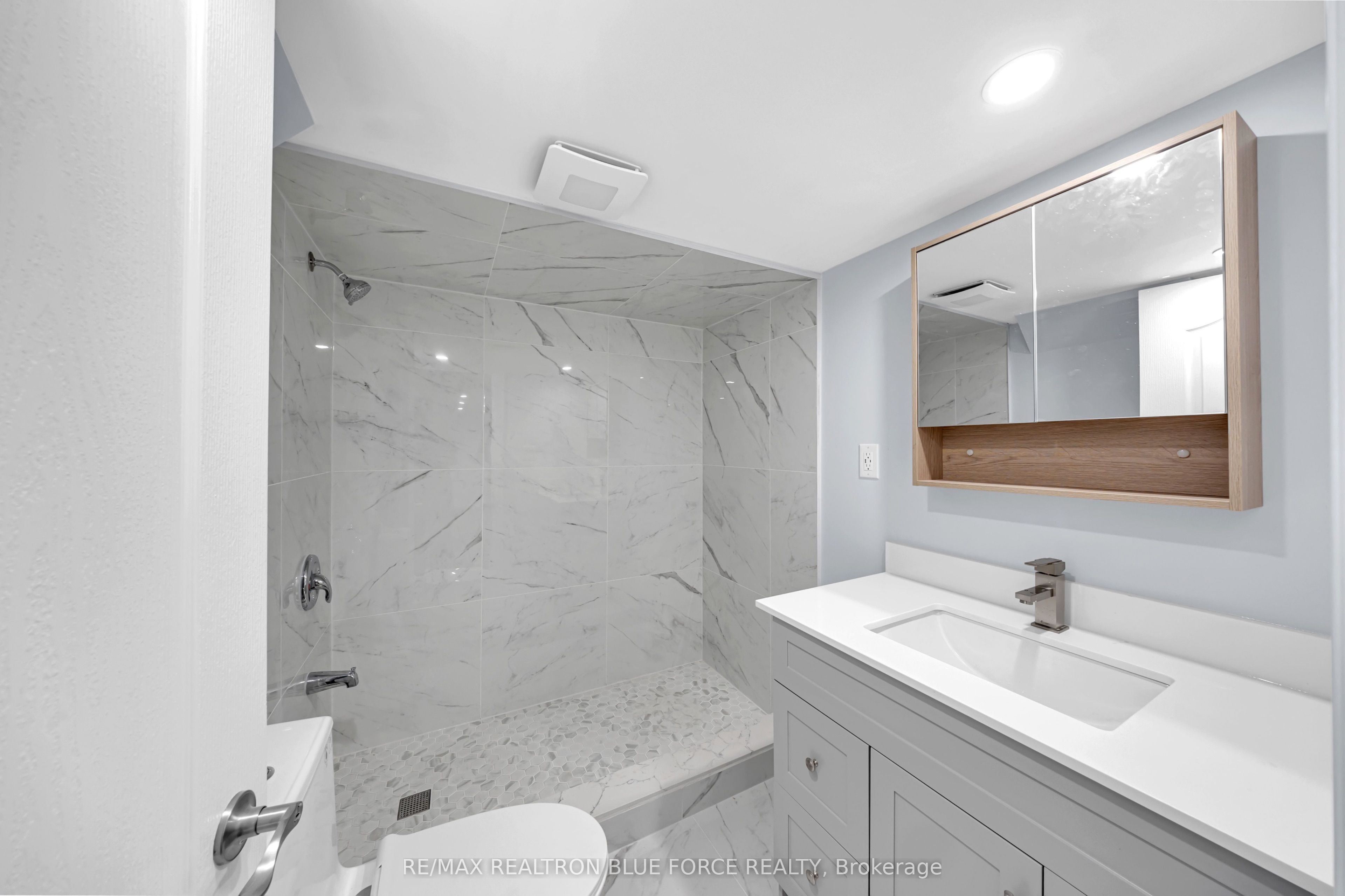 43 July Avenue Property Photo 33