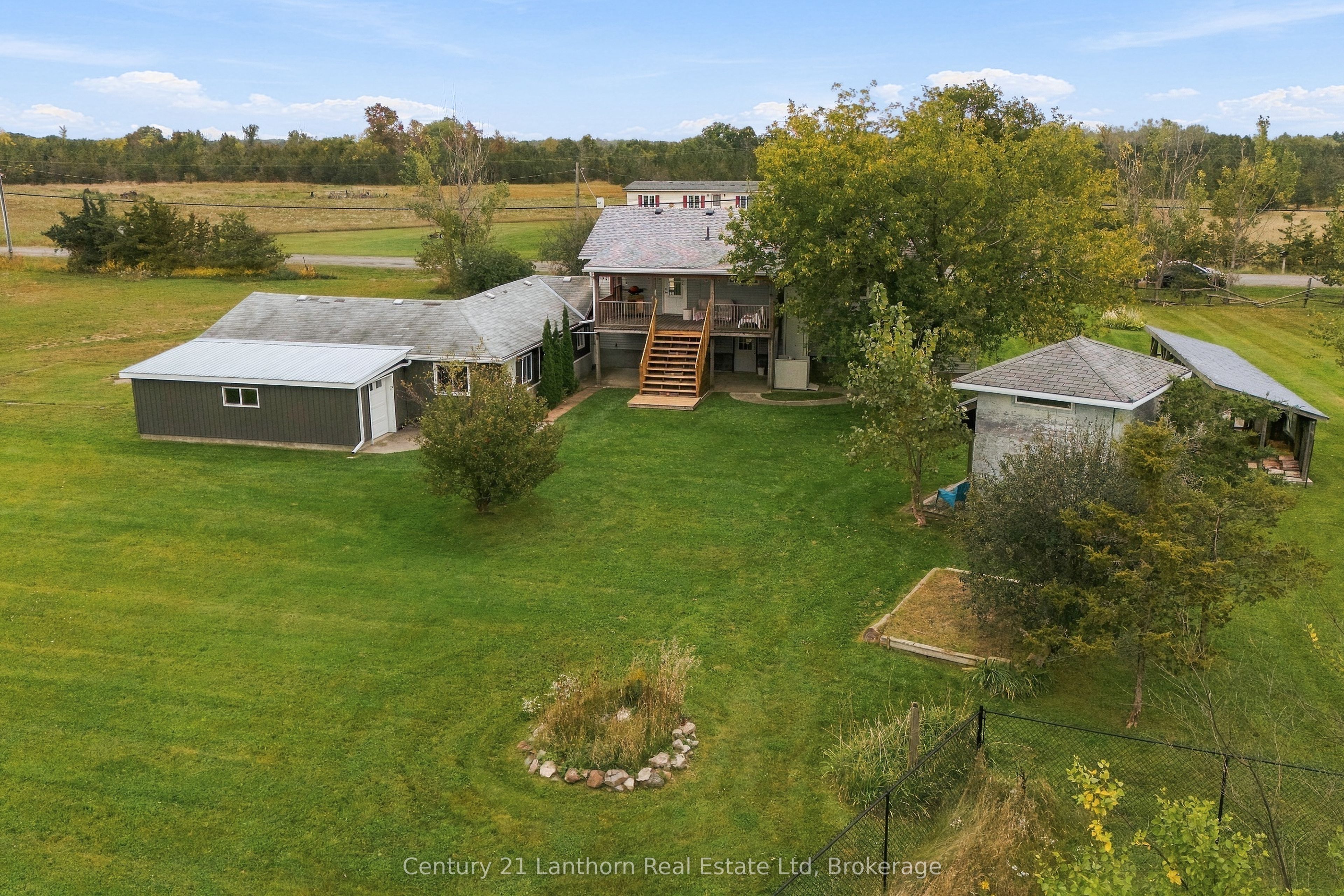 212 Old Milford Road Property Photo 2