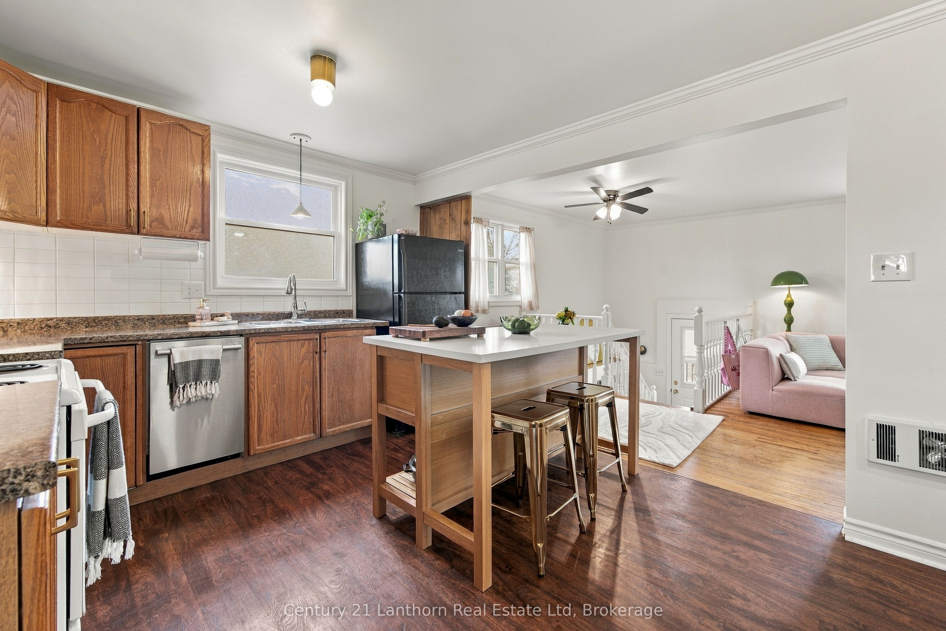 212 Old Milford Road Property Photo 6