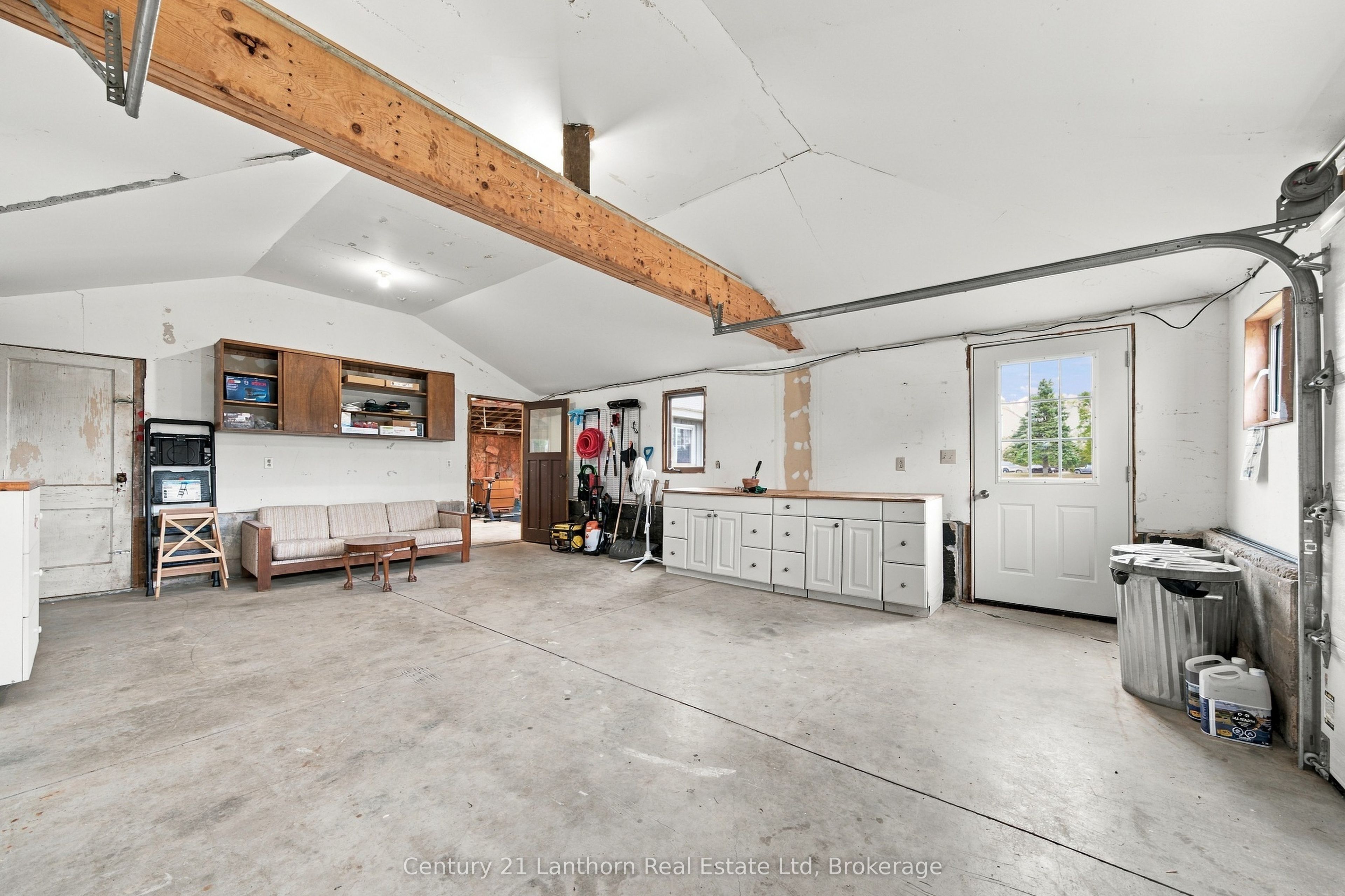 212 Old Milford Road Property Photo 32