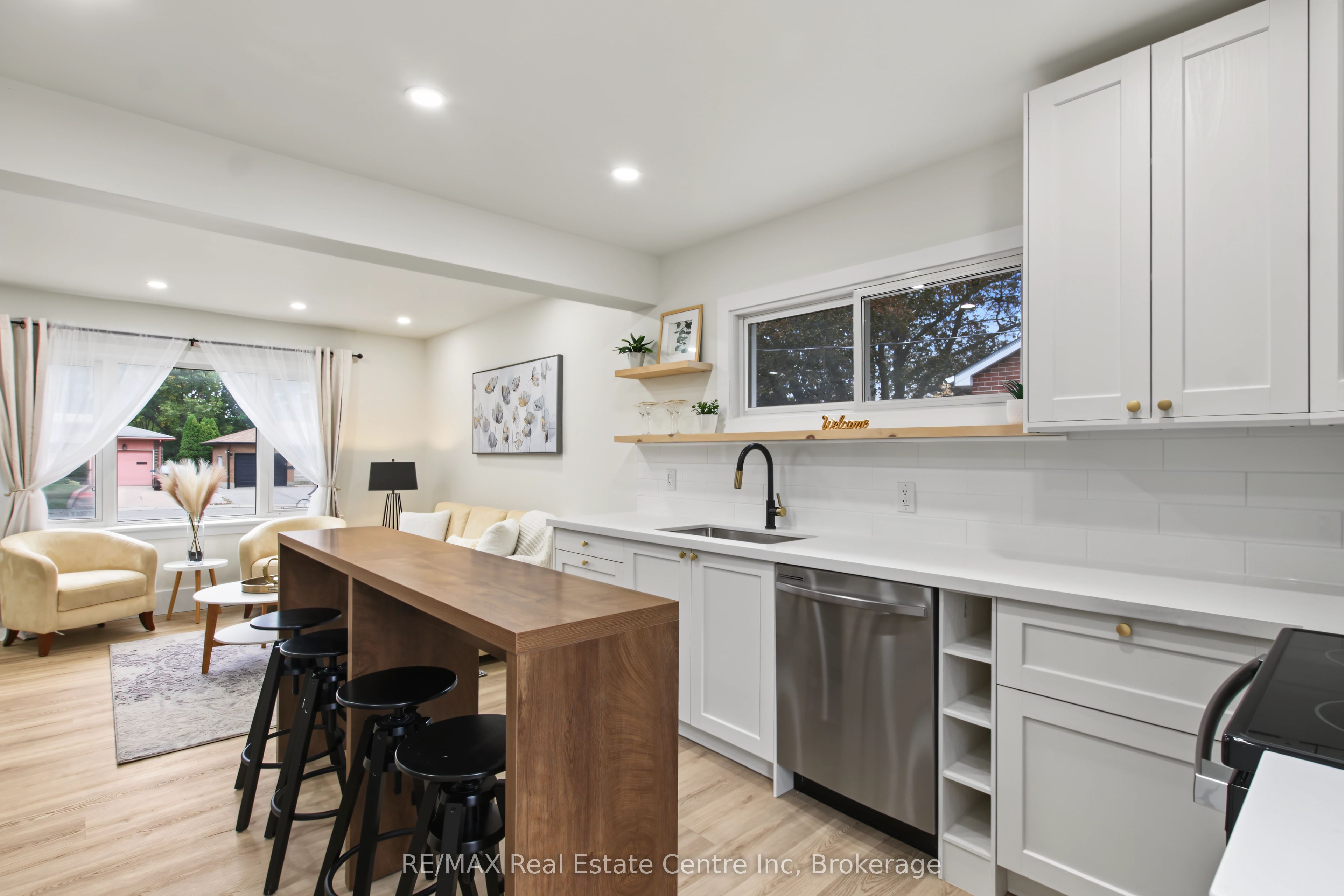 223 Margaret Avenue Property Photo 10