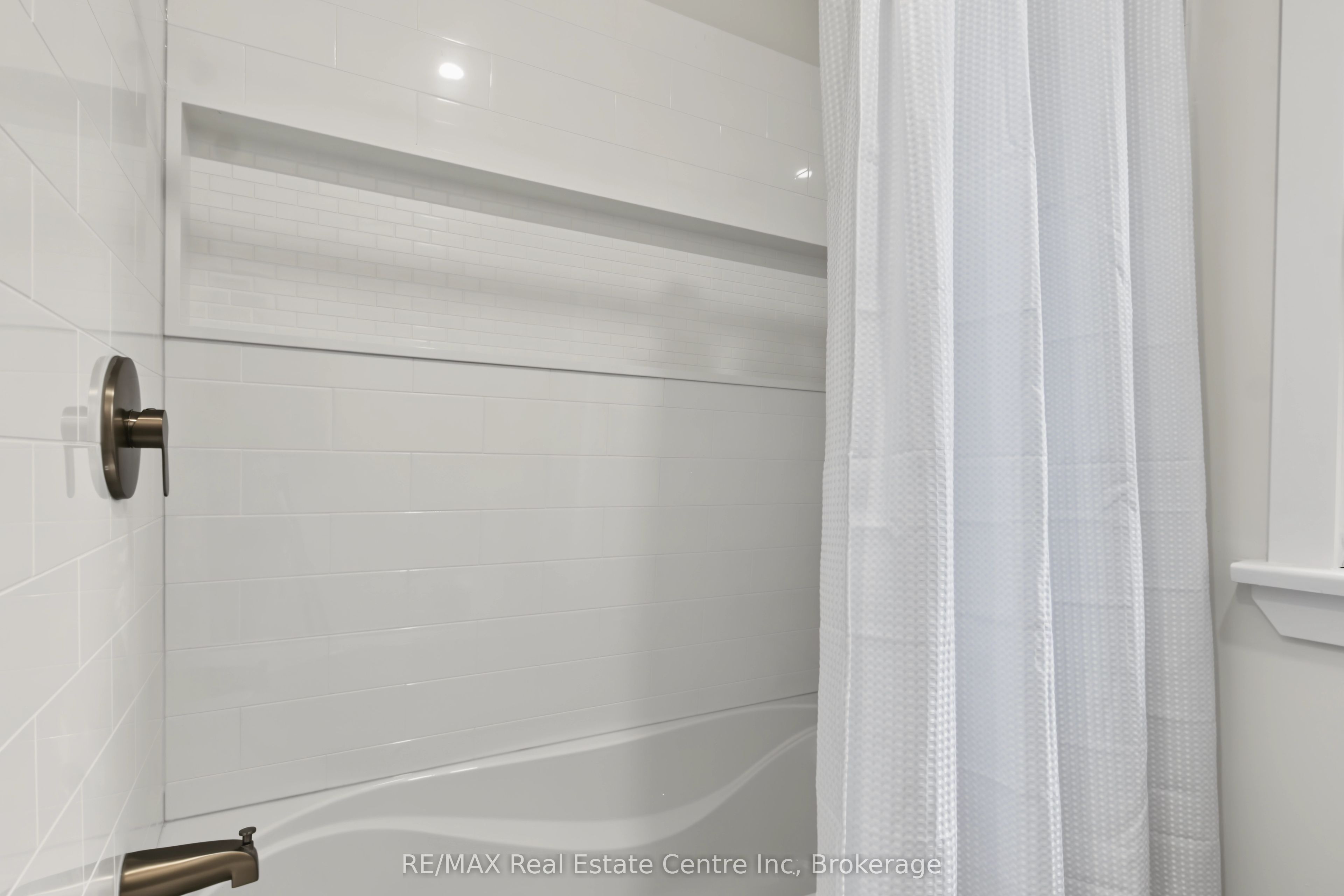223 Margaret Avenue Property Photo 13