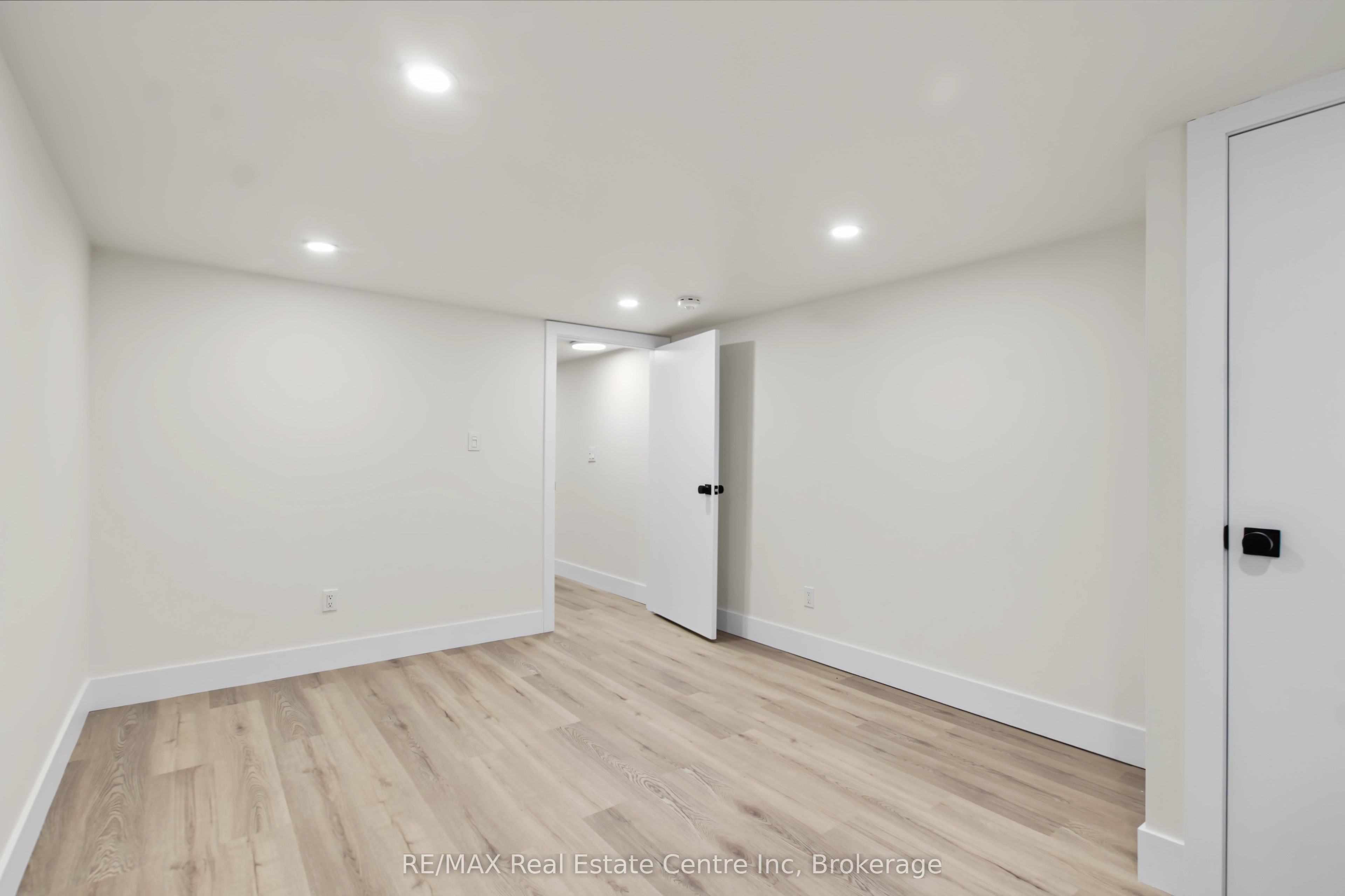 223 Margaret Avenue Property Photo 29