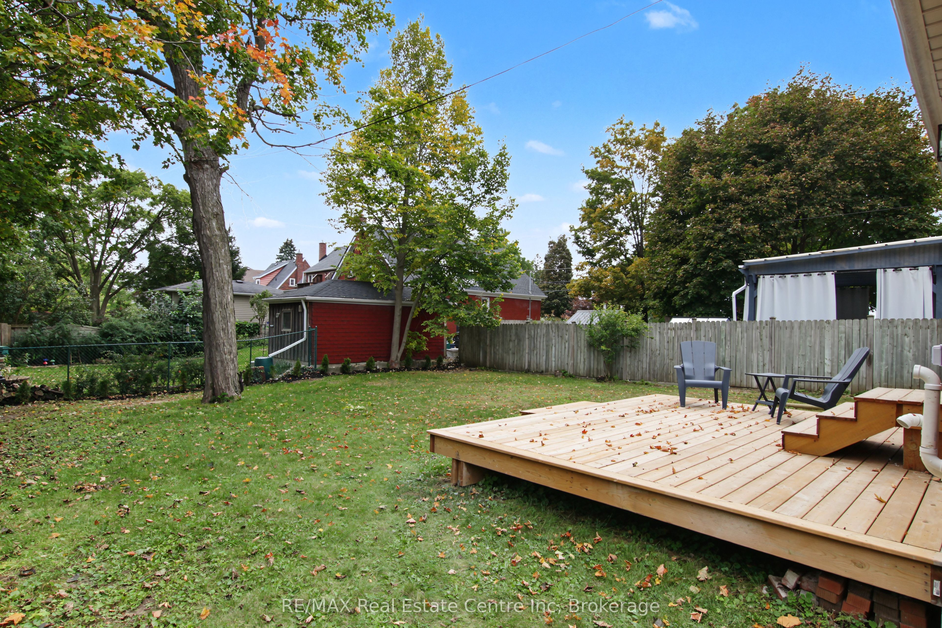 223 Margaret Avenue Property Photo 33