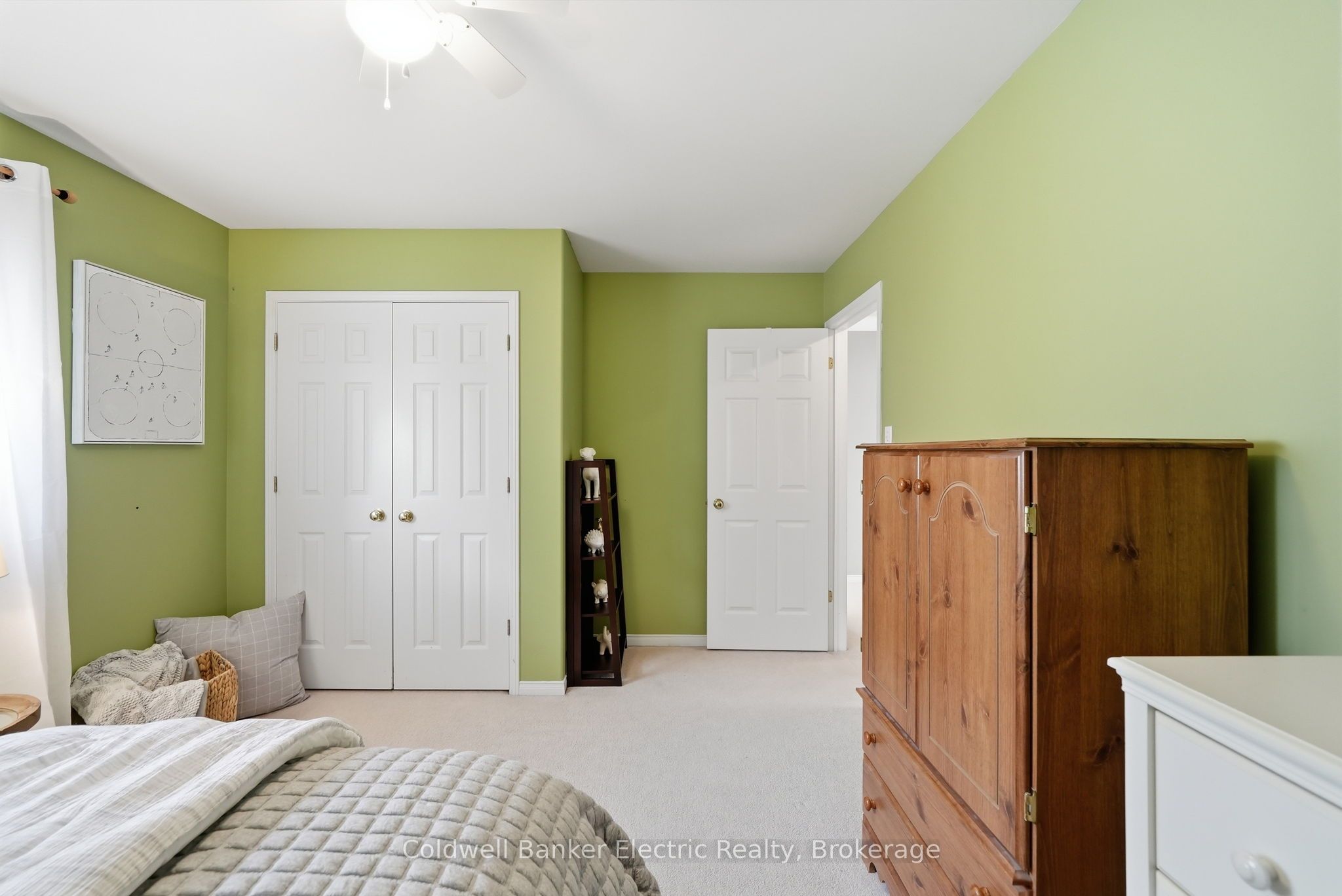 854 Abbey Lane Property Photo 11