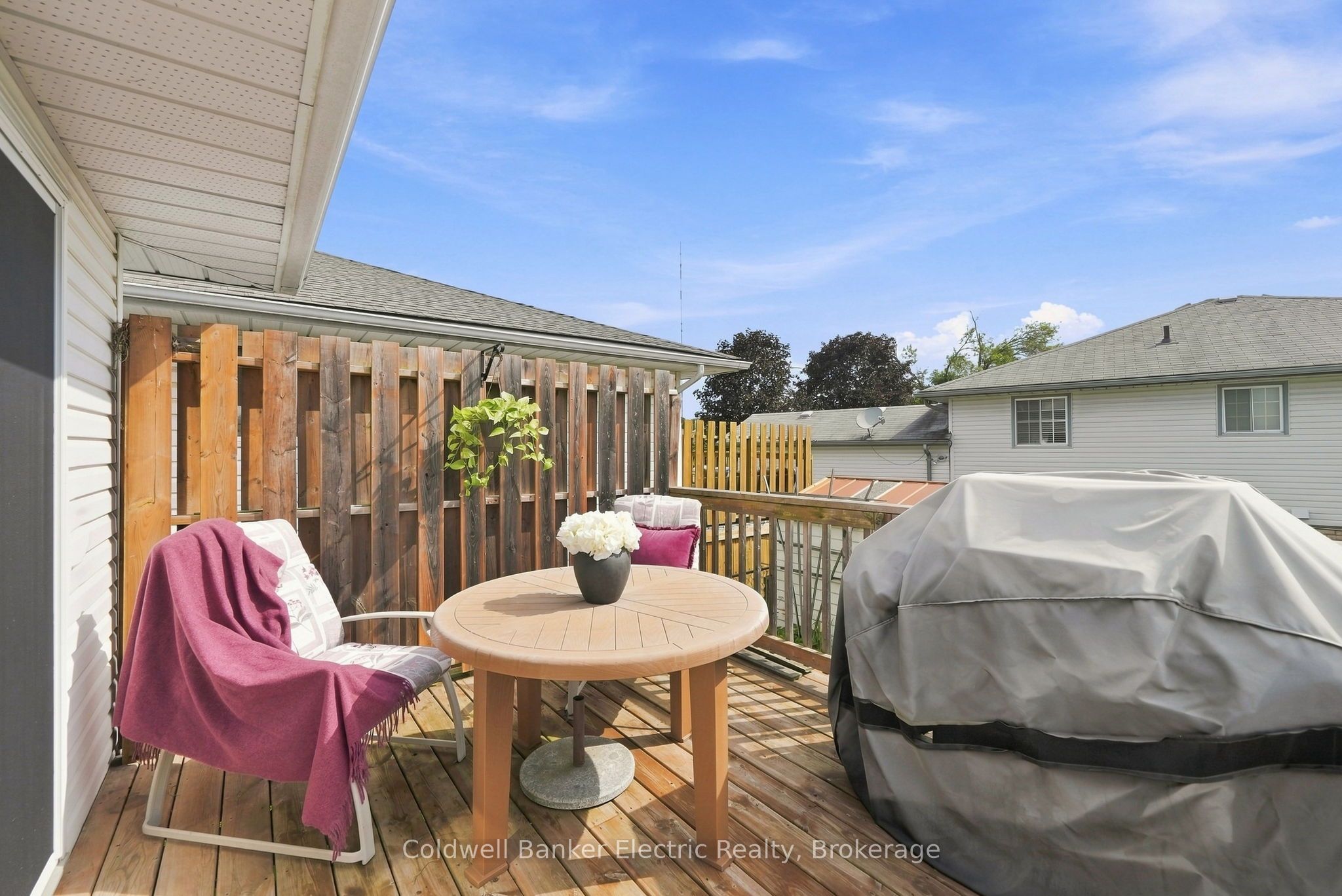 854 Abbey Lane Property Photo 28