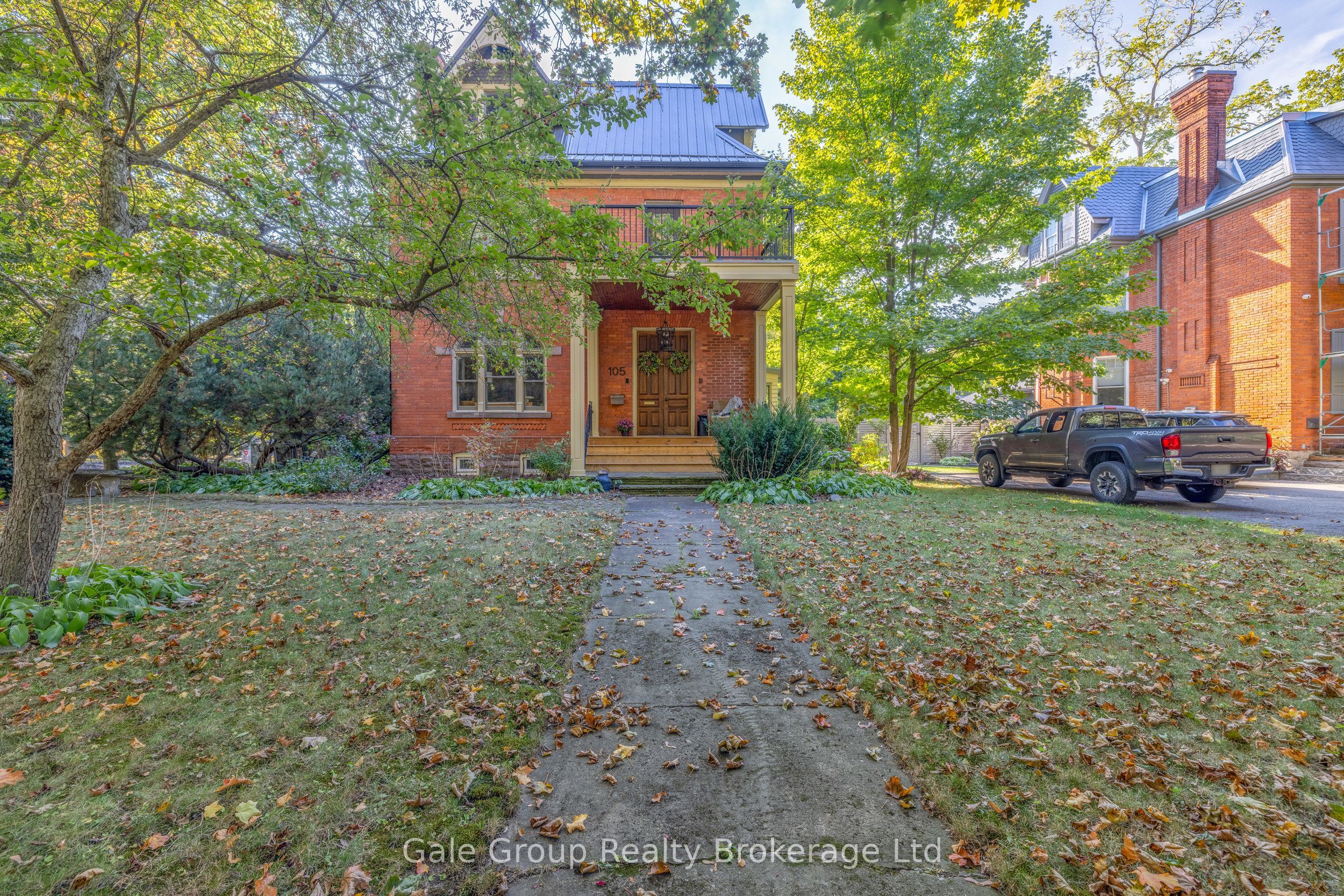 105 Vansittart Avenue Property Photo 12