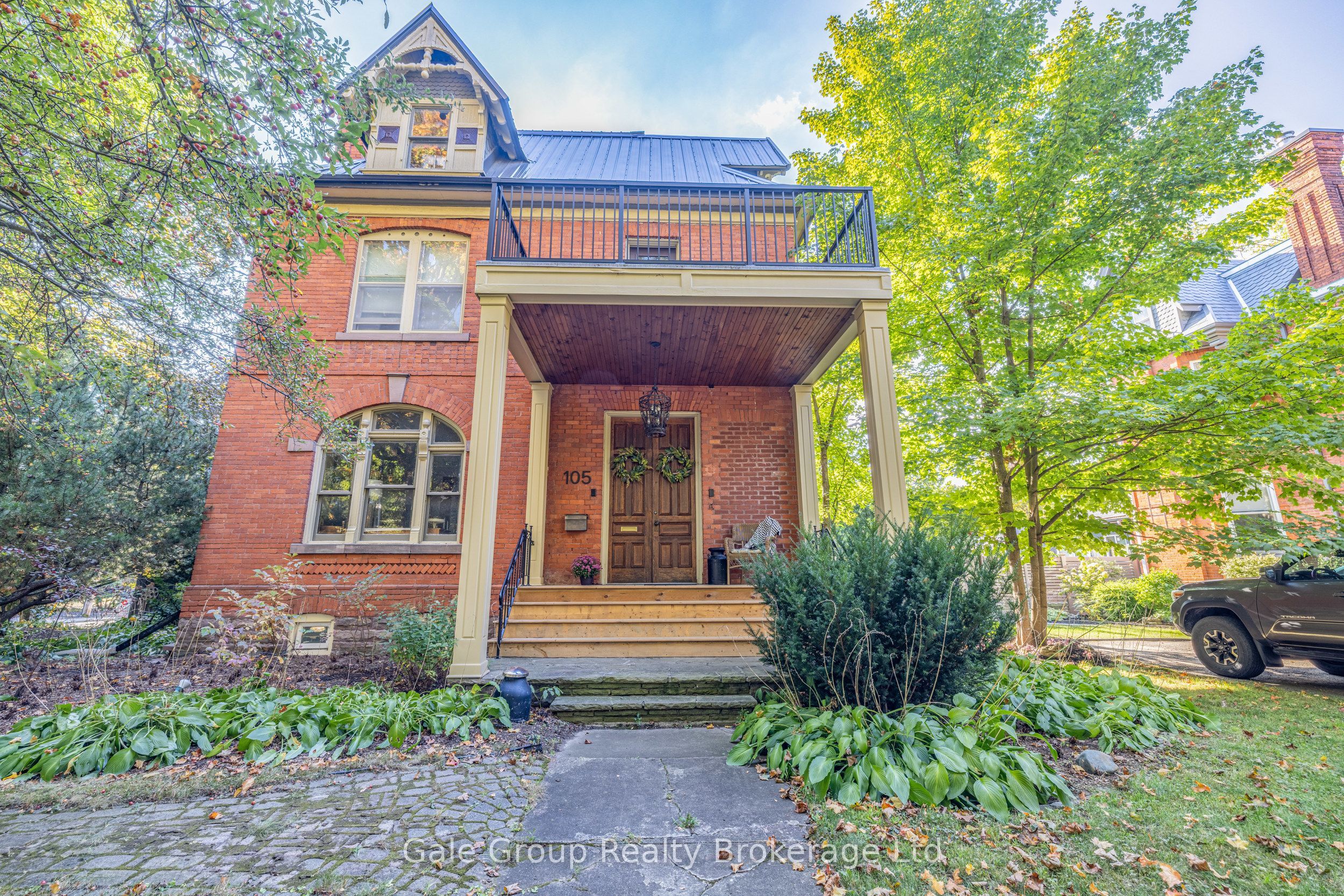 105 Vansittart Avenue Property Photo 14