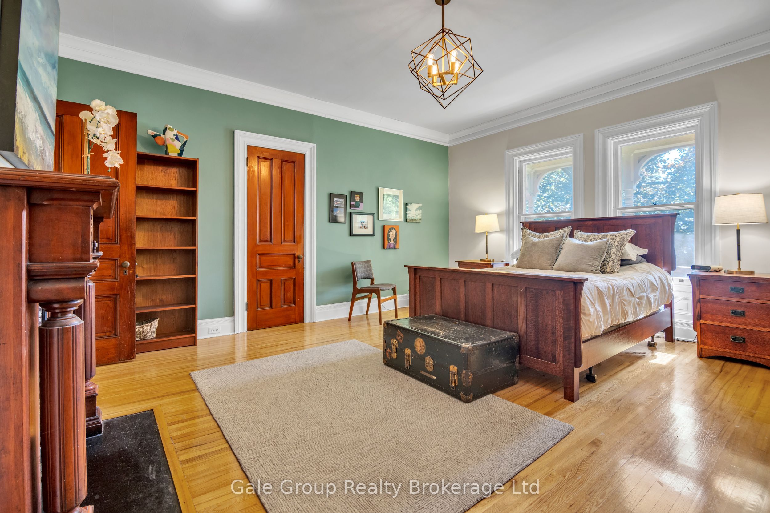 105 Vansittart Avenue Property Photo 32