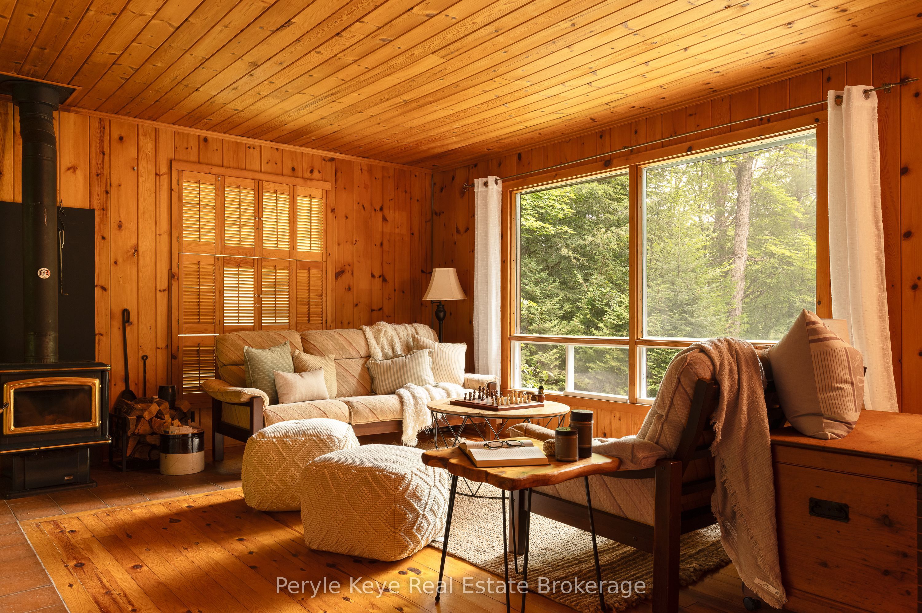 1057 H R S Road Property Photo 1