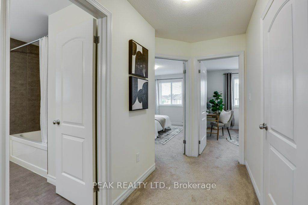731 Guiness Way Property Photo 14