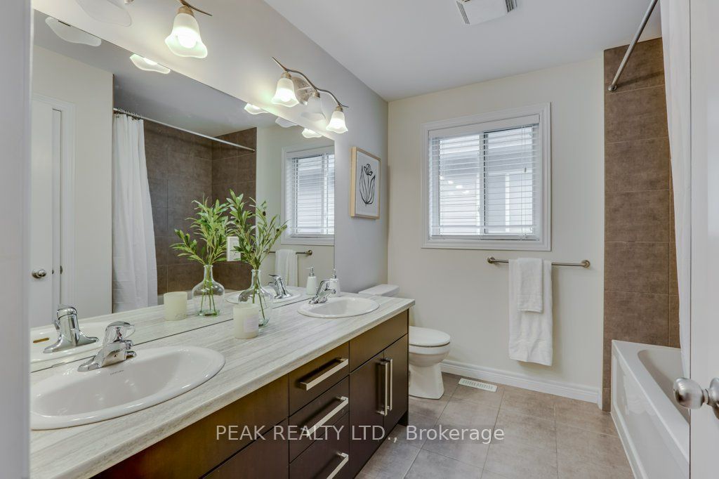 731 Guiness Way Property Photo 24