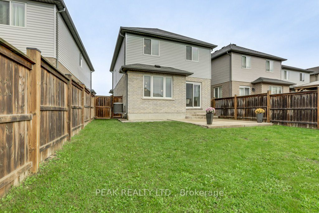 731 Guiness Way Property Photo 29