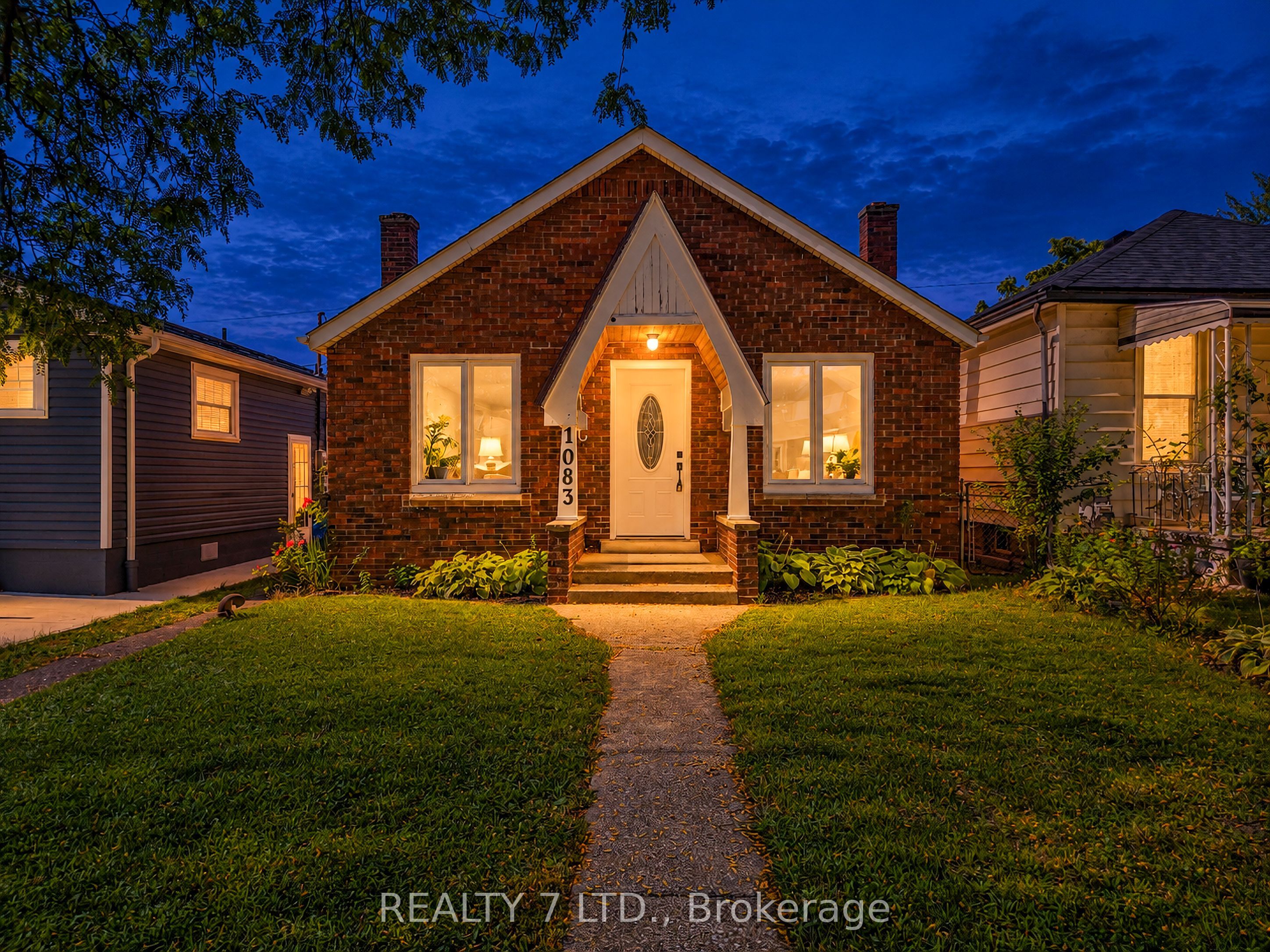 1083 Campbell Avenue Property Photo 1
