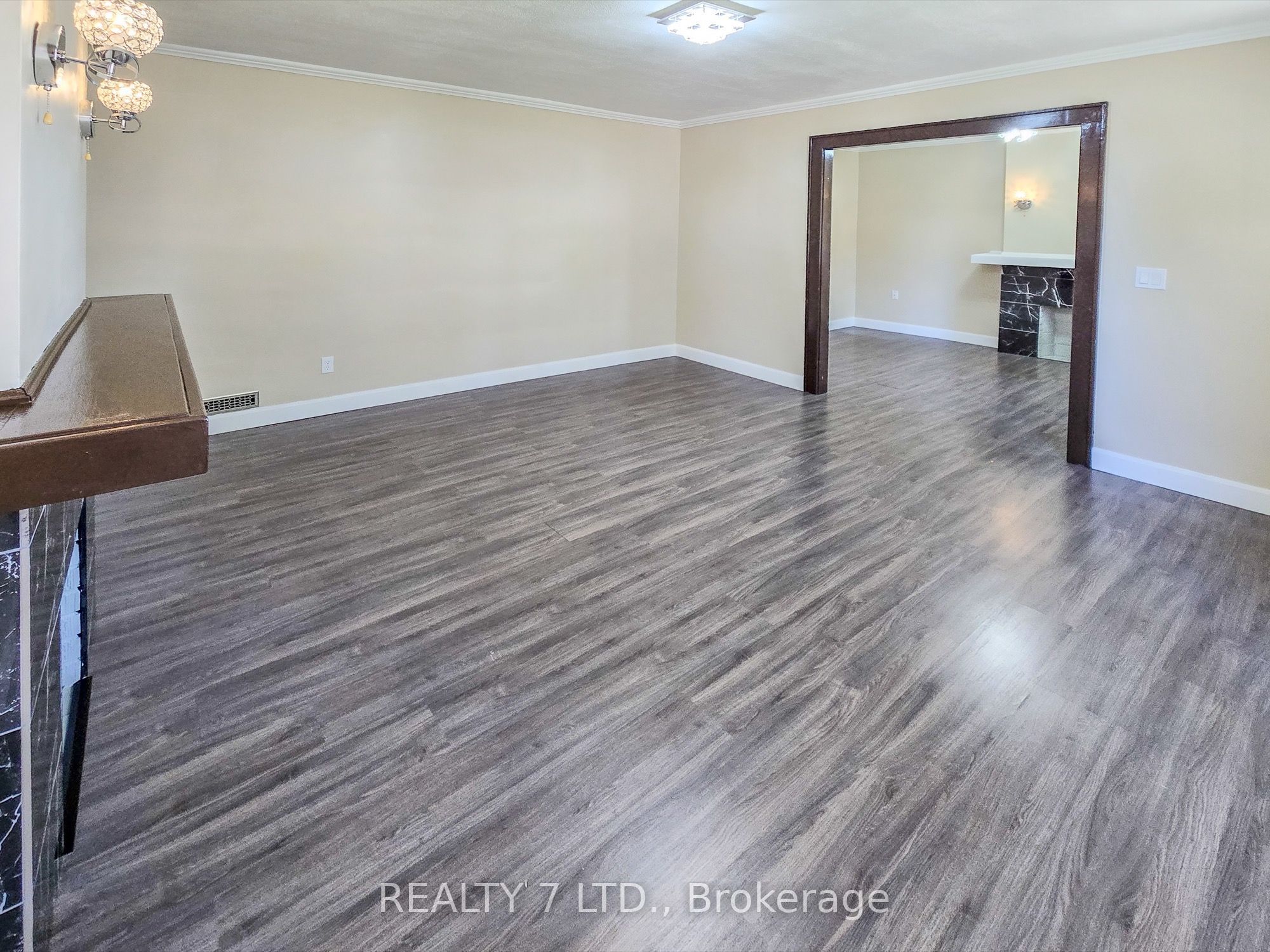 1083 Campbell Avenue Property Photo 8