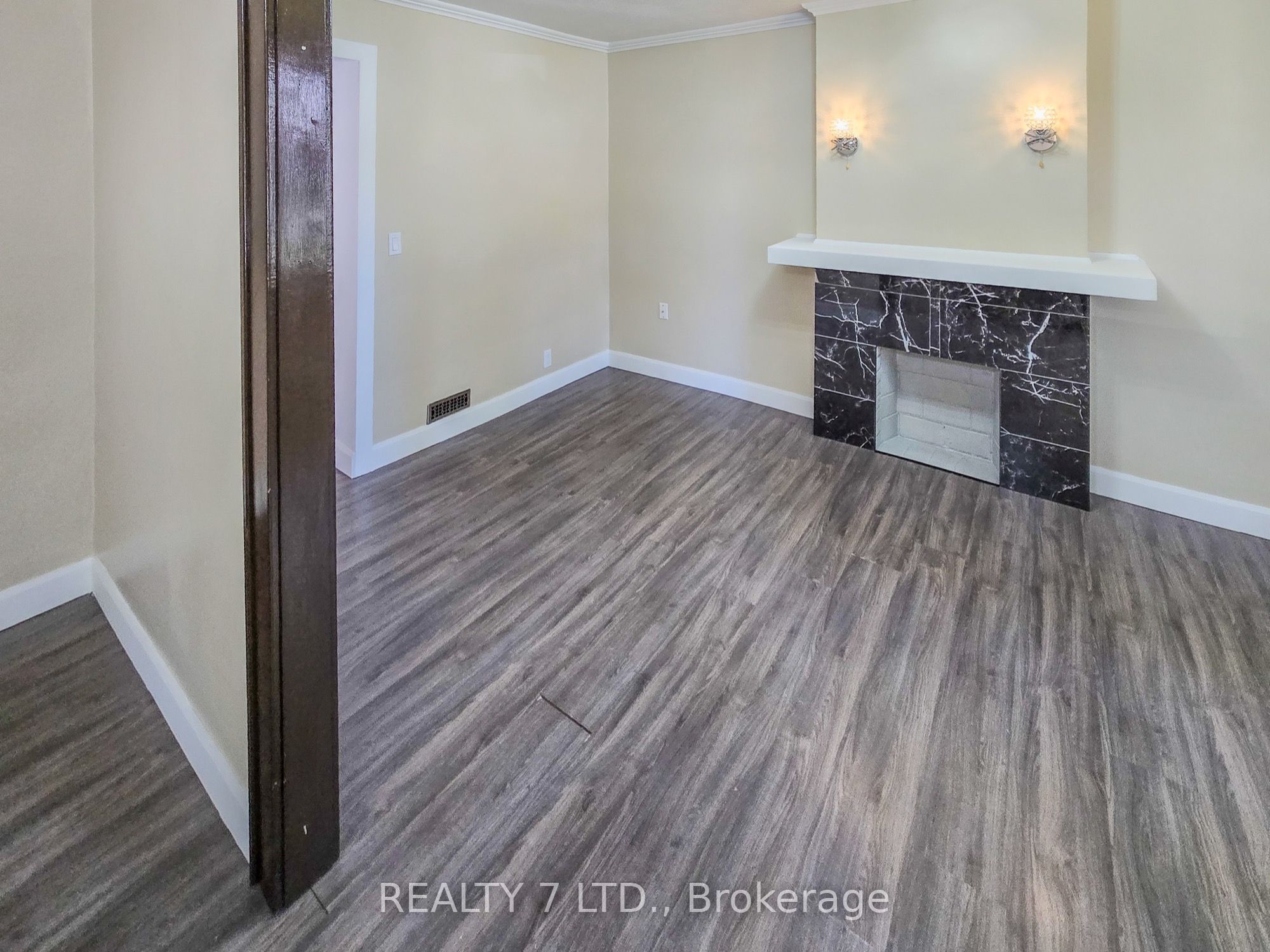 1083 Campbell Avenue Property Photo 19