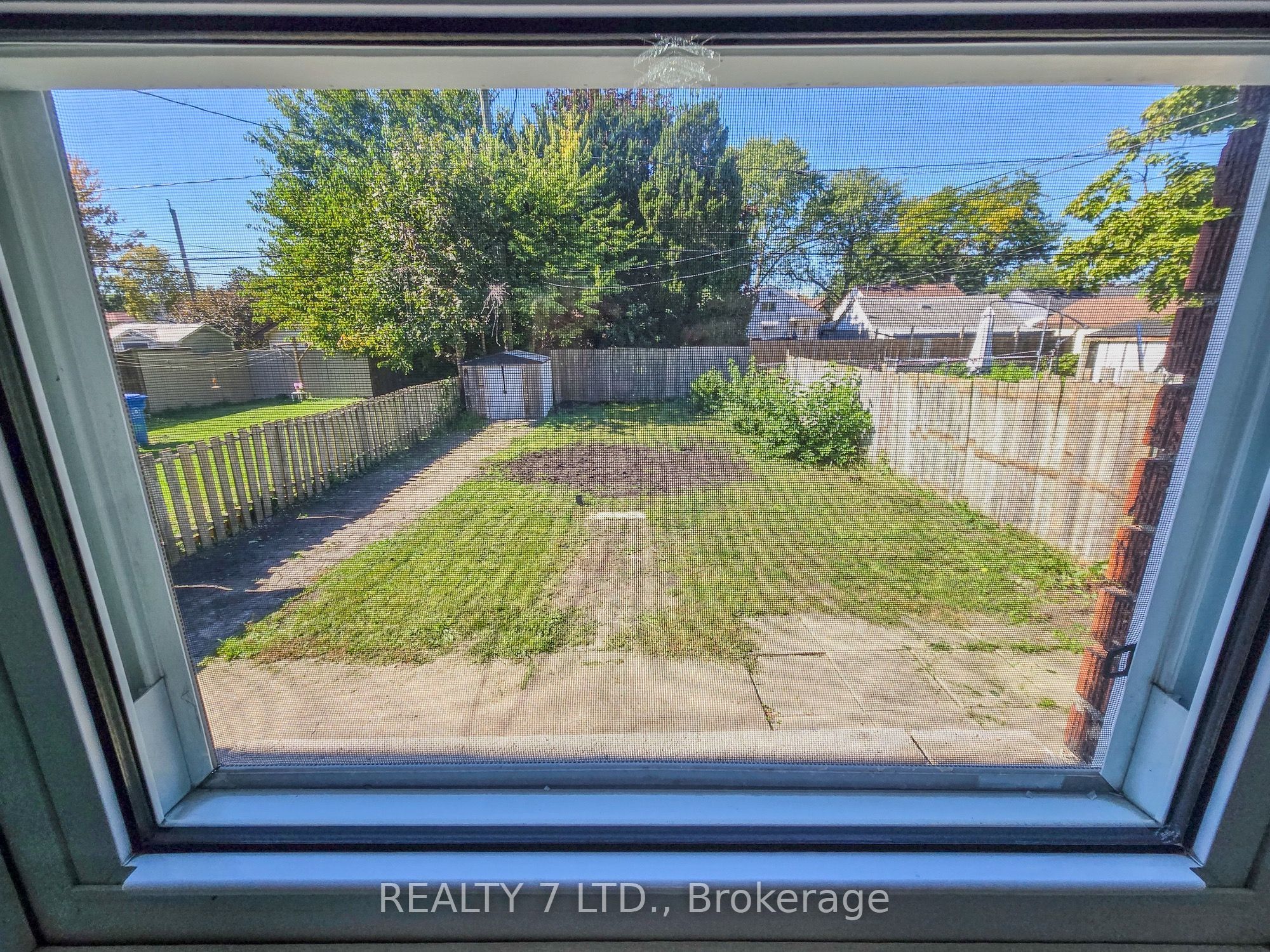 1083 Campbell Avenue Property Photo 41