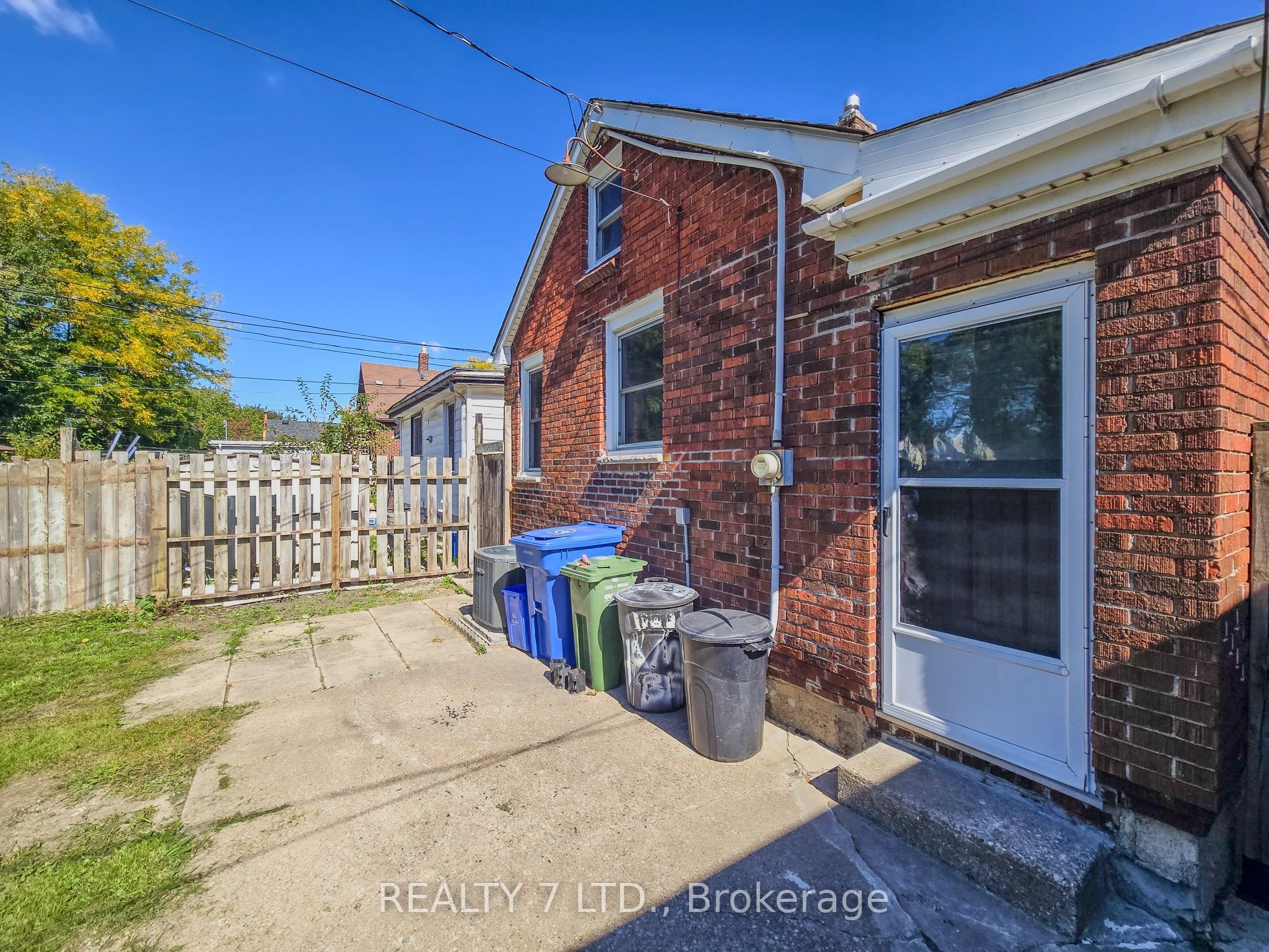 1083 Campbell Avenue Property Photo 46