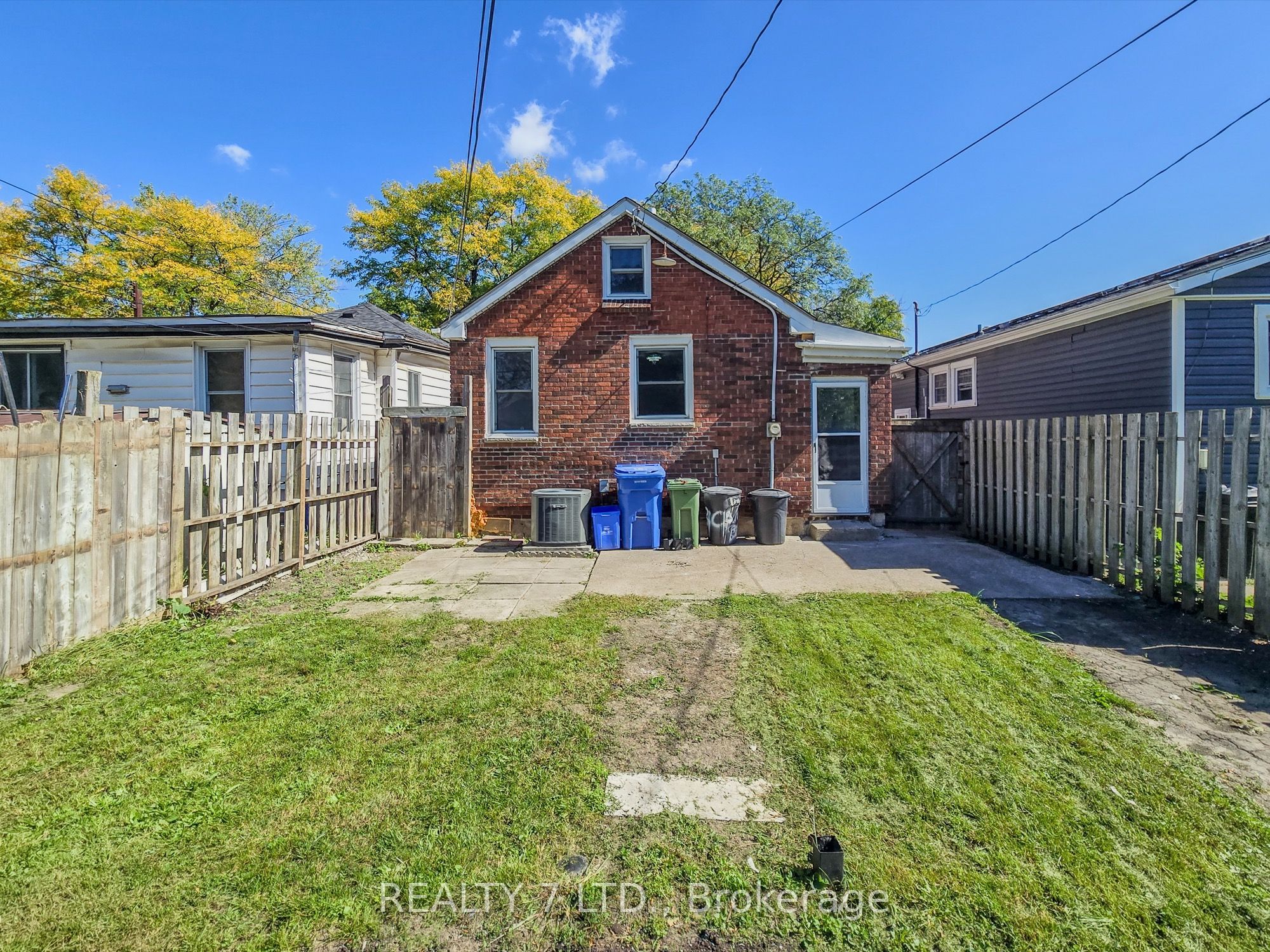 1083 Campbell Avenue Property Photo 48