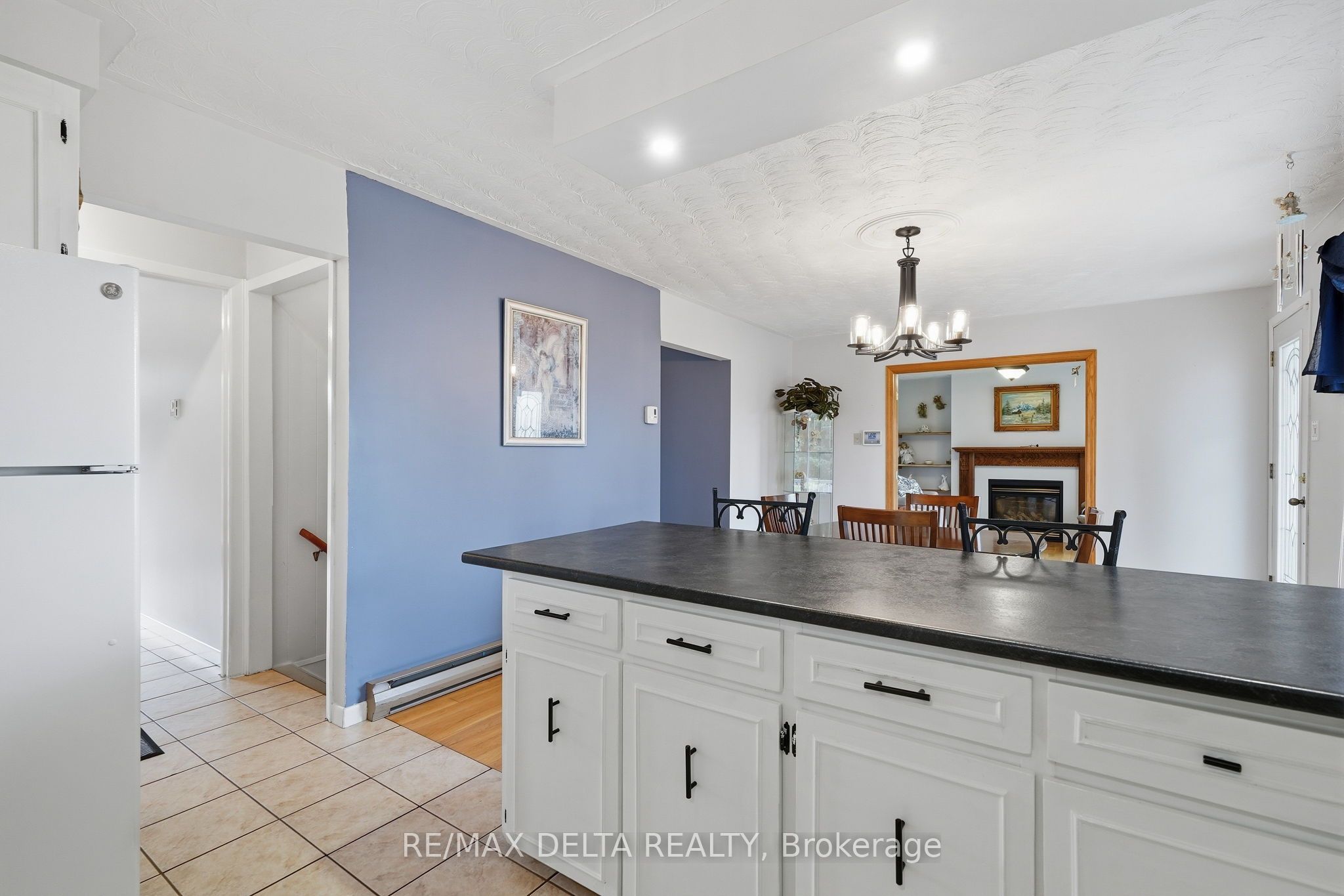 6 Place Madeleine Street Property Photo 13