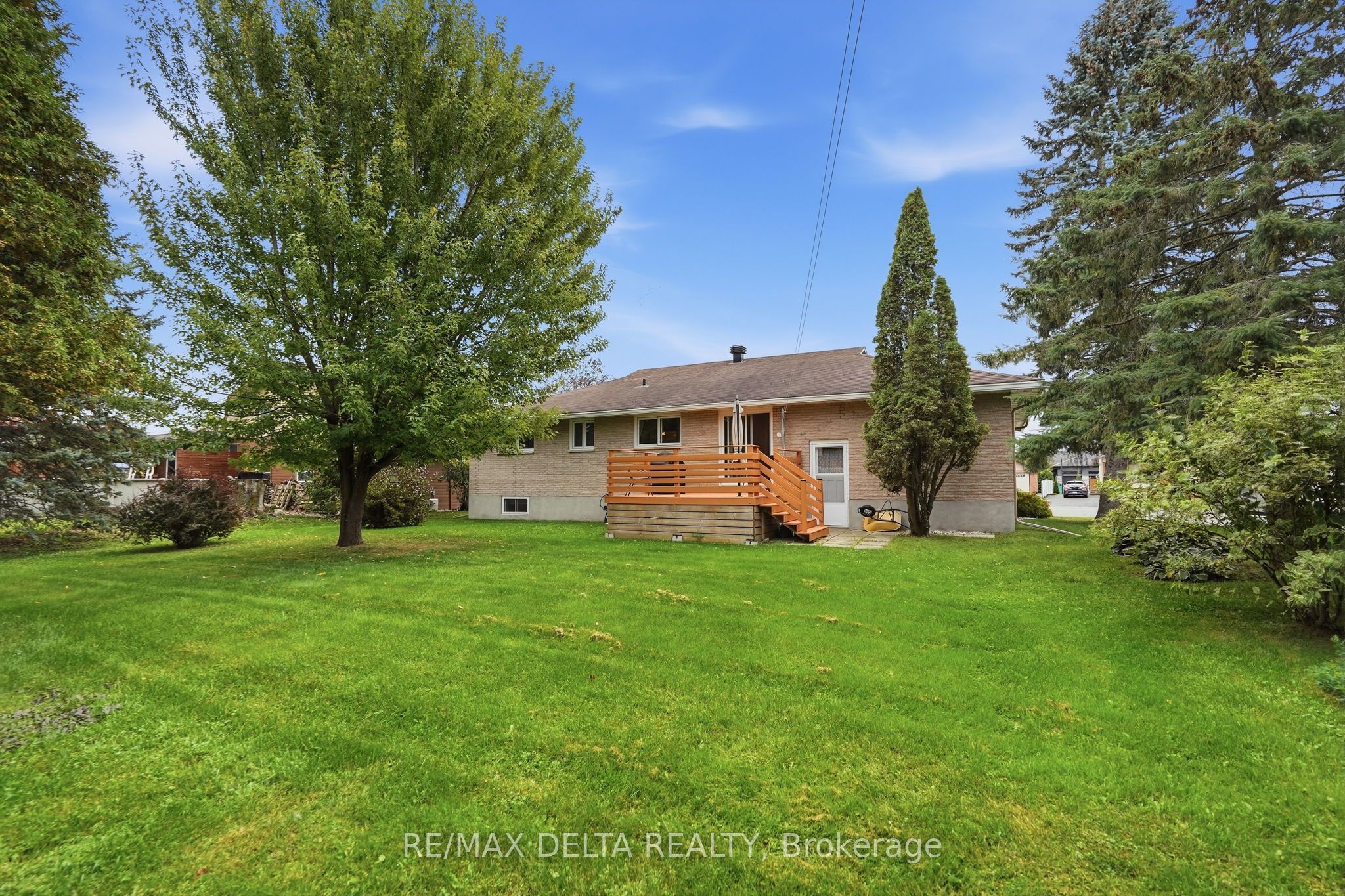 6 Place Madeleine Street Property Photo 27