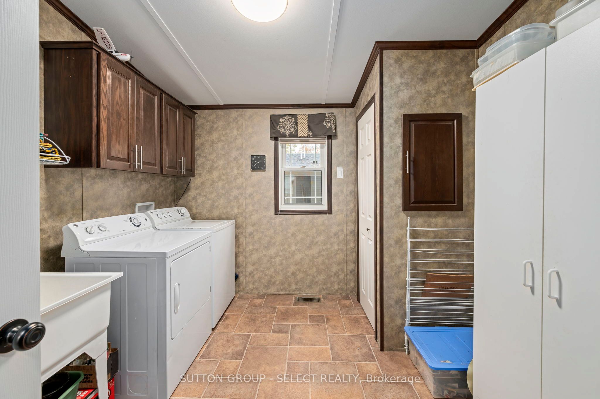 22790 Amiens Road 131 Property Photo 11