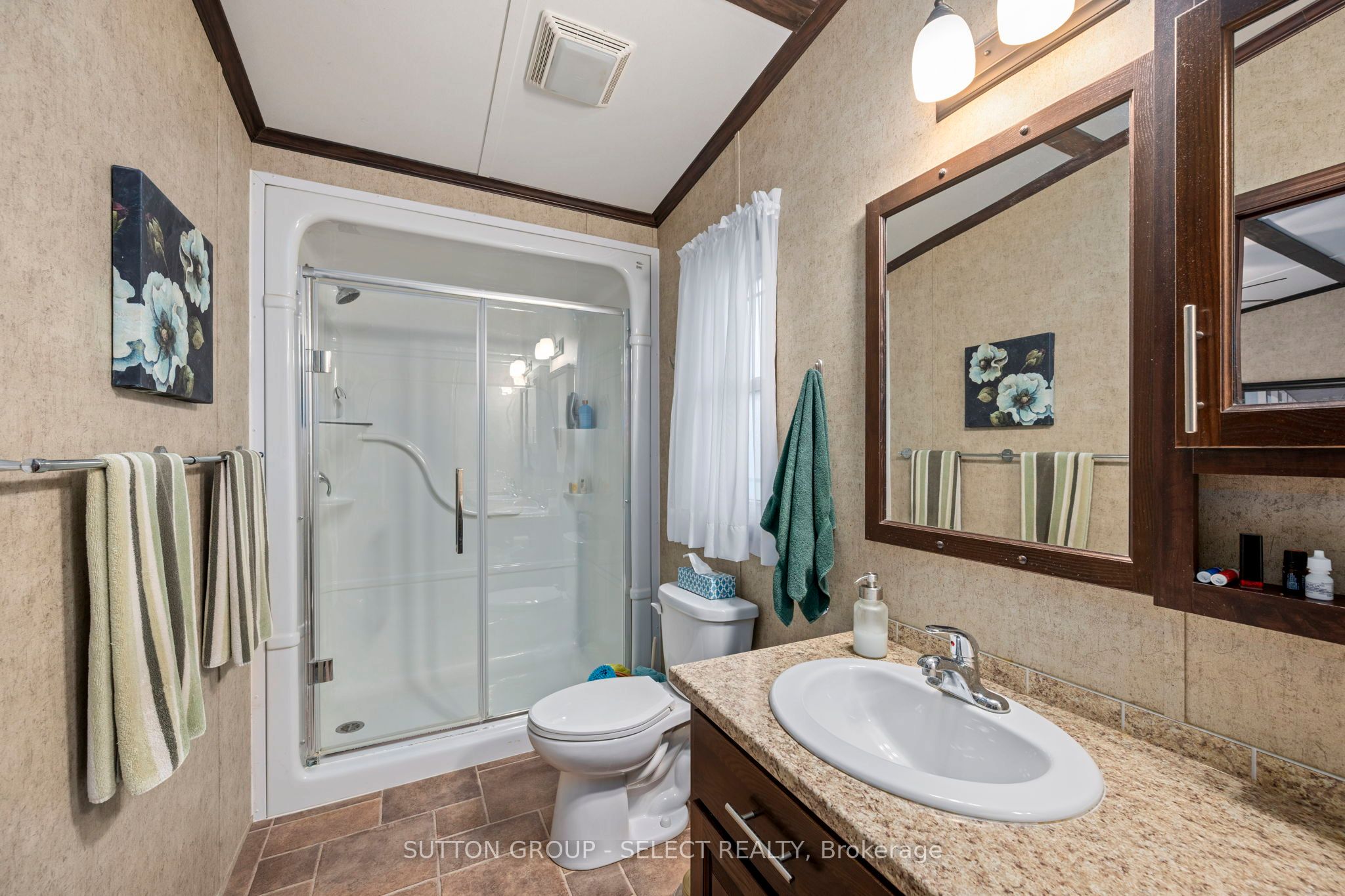 22790 Amiens Road 131 Property Photo 14