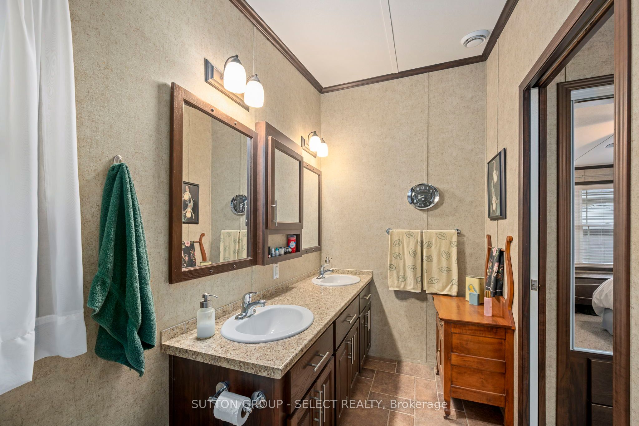 22790 Amiens Road 131 Property Photo 16