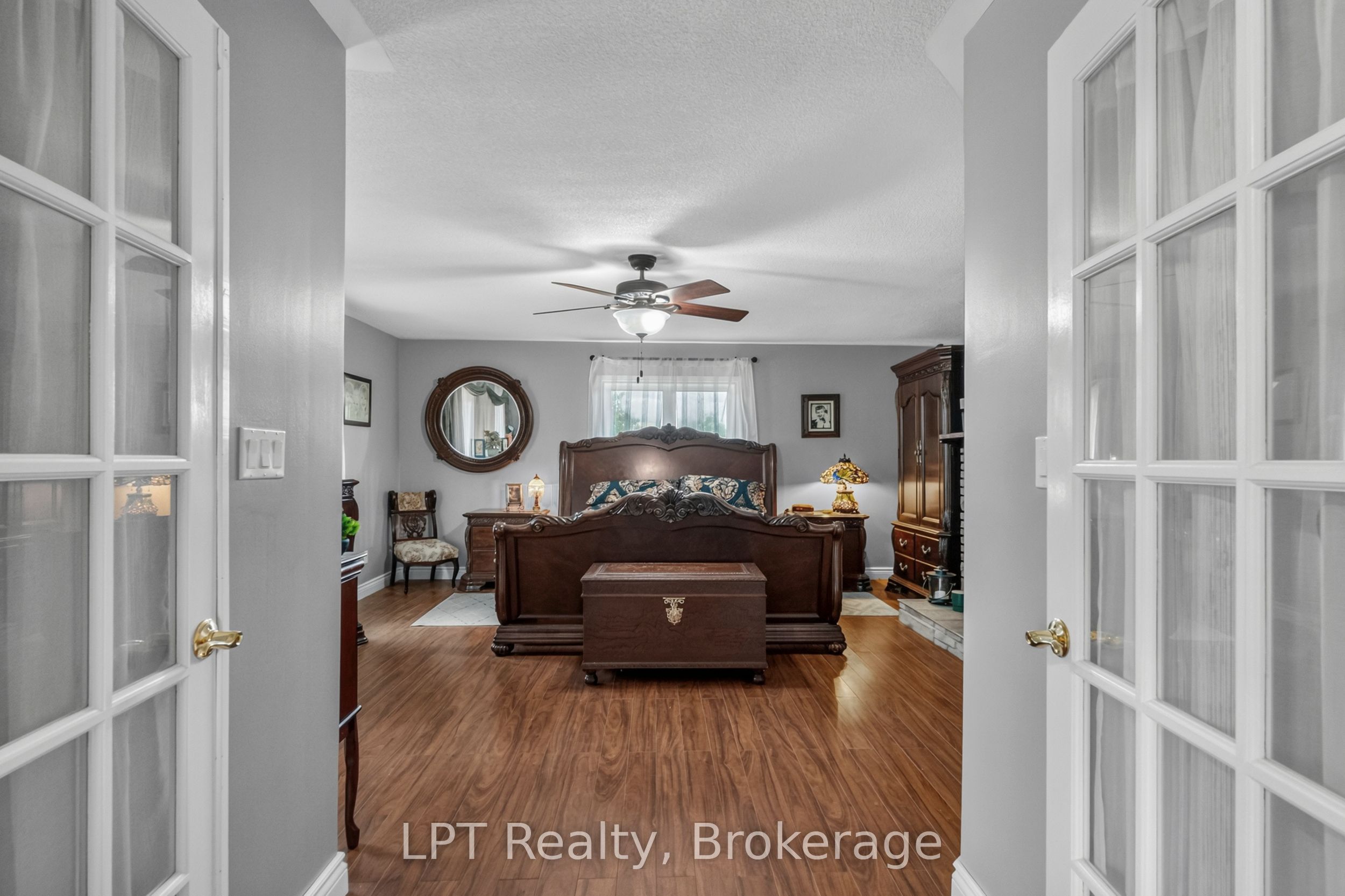 2110 13th Line E Property Photo 19