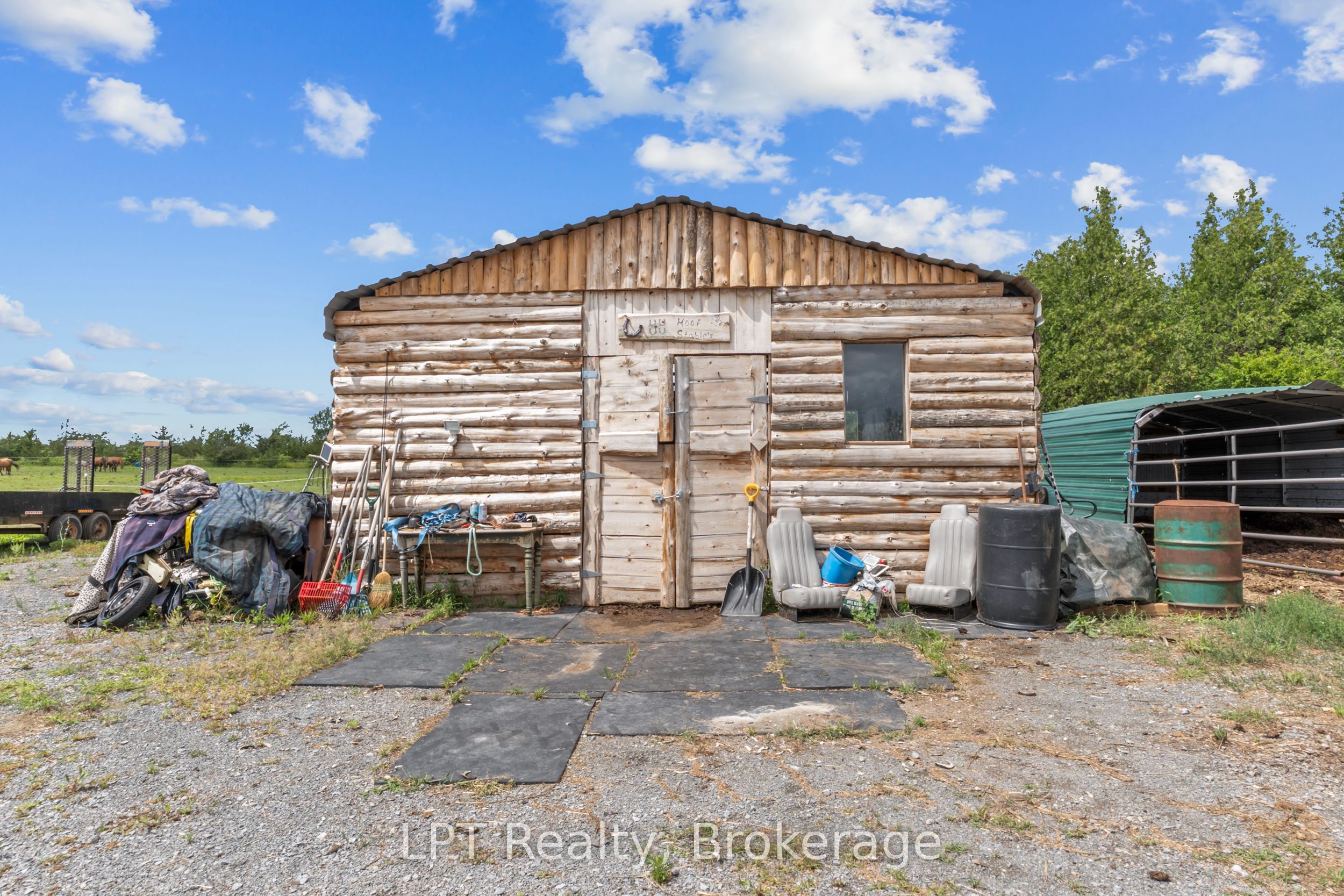 2110 13th Line E Property Photo 36