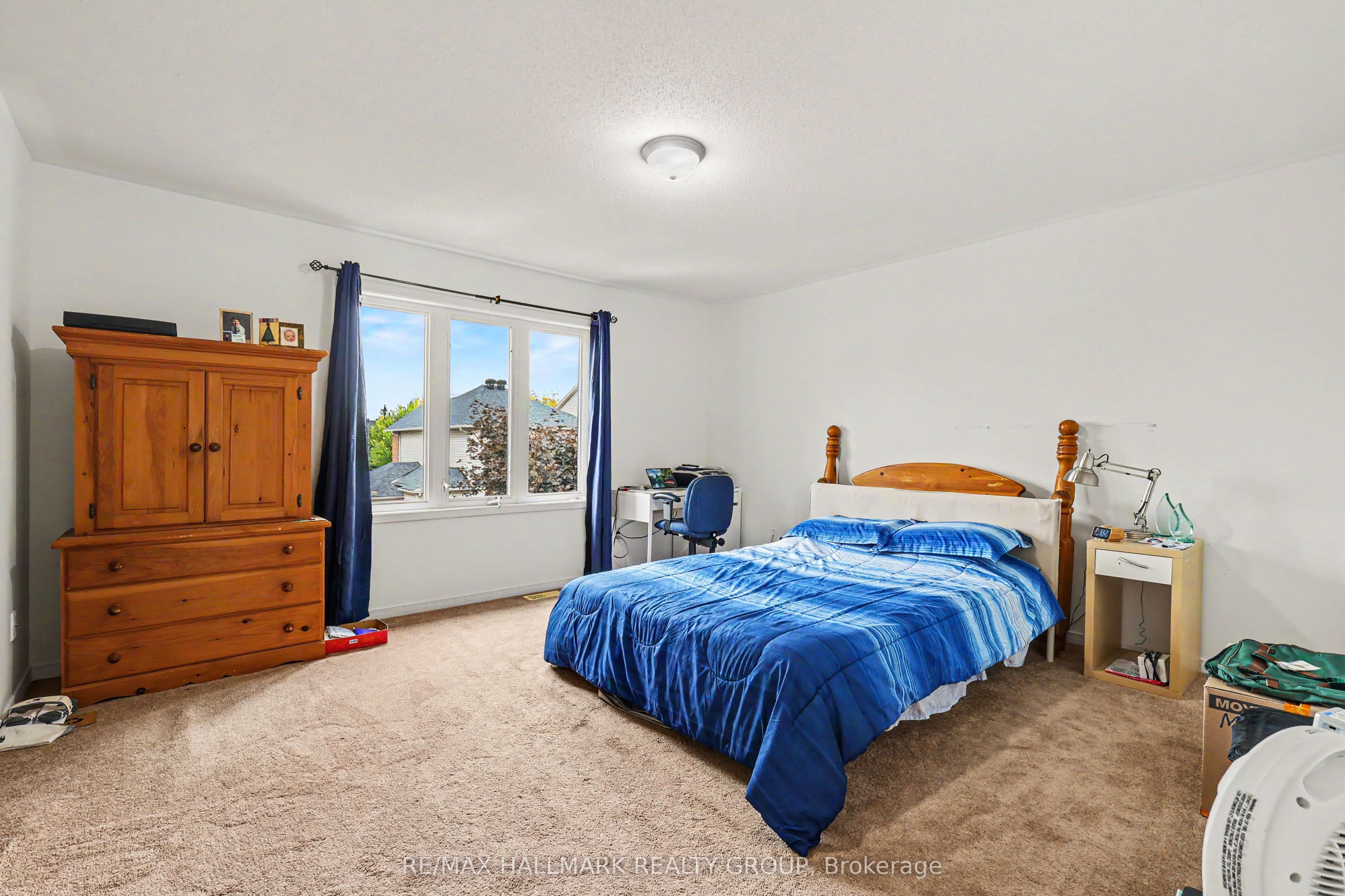 118 Hollowbrook Drive Property Photo 12