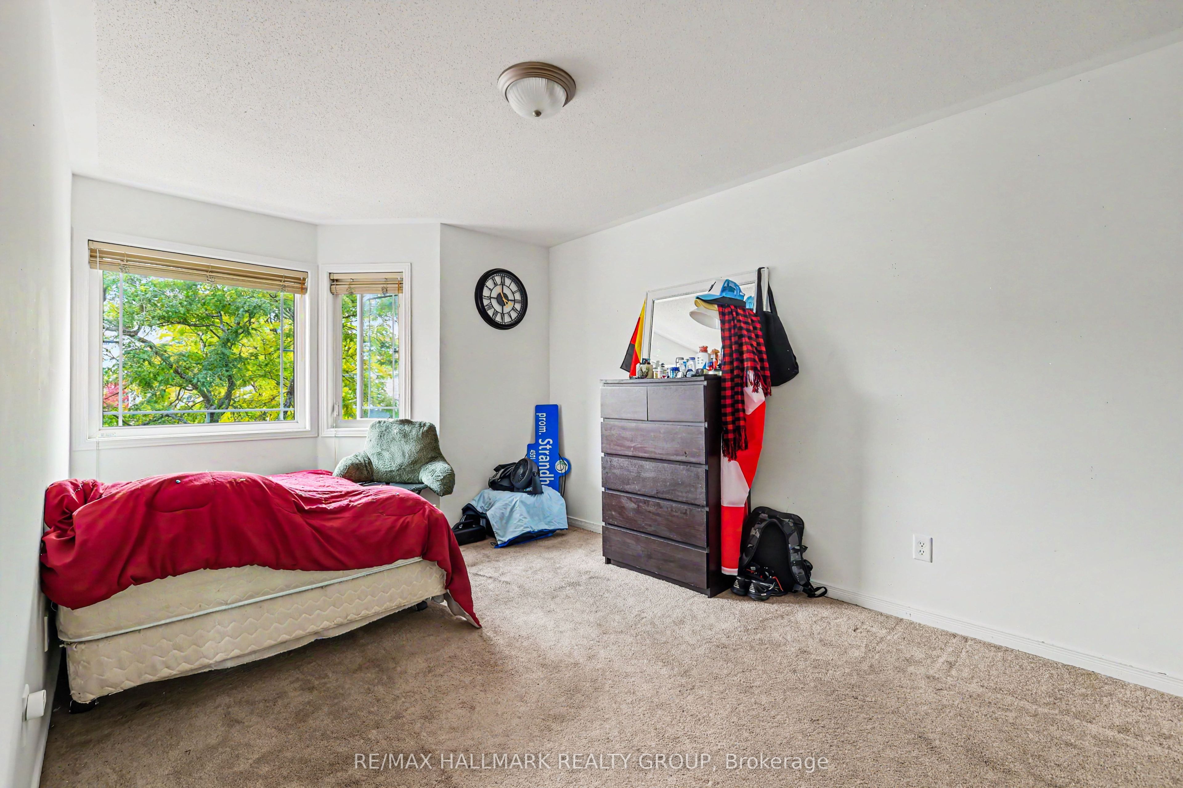 118 Hollowbrook Drive Property Photo 15
