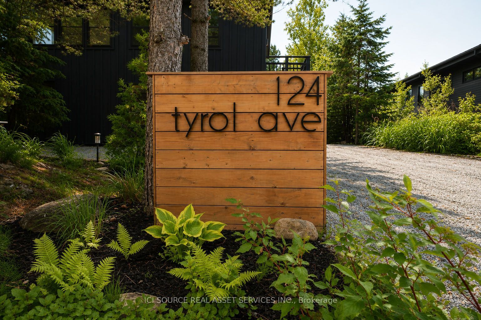 124 Tyrol Avenue Property Photo 2