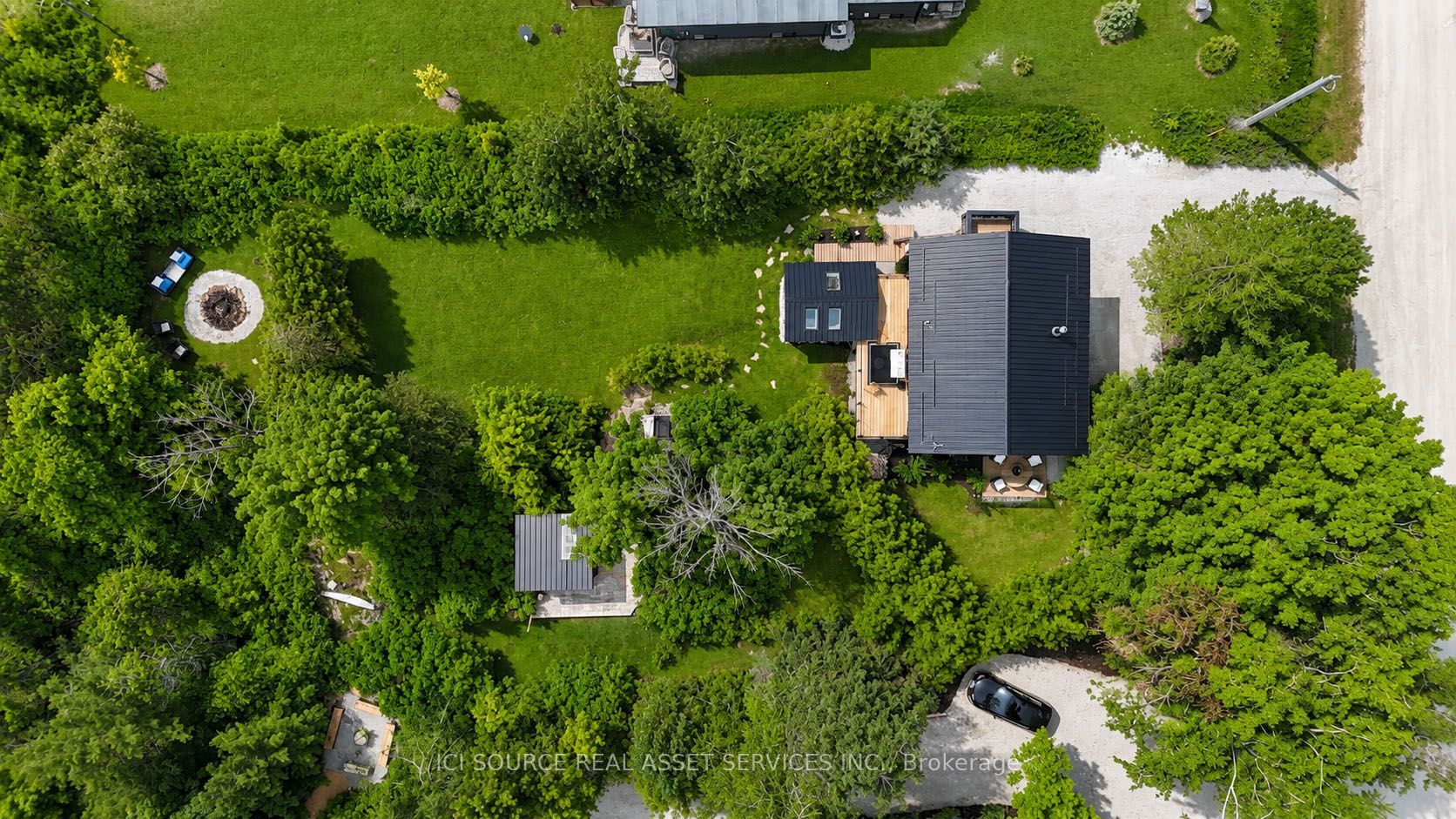 124 Tyrol Avenue Property Photo 25