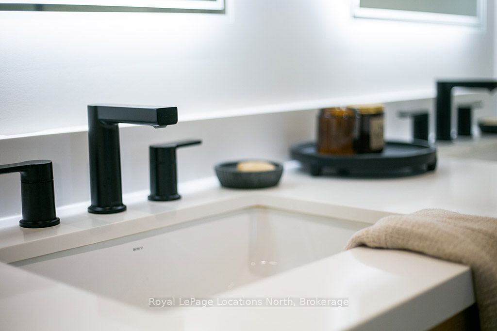 157807 7th Line Property Photo 21