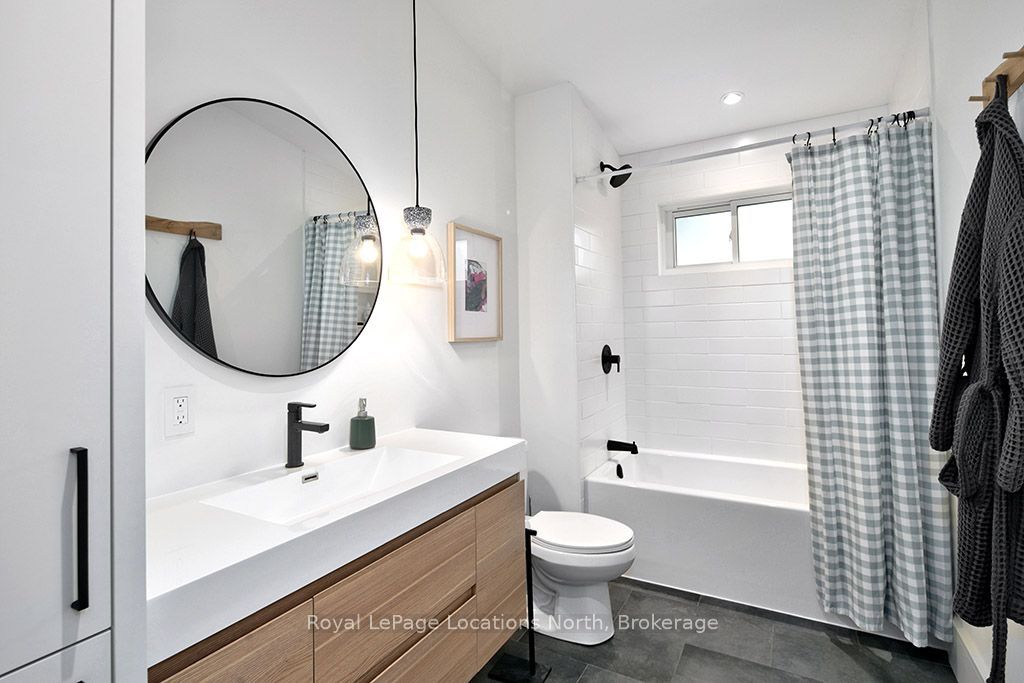157807 7th Line Property Photo 24