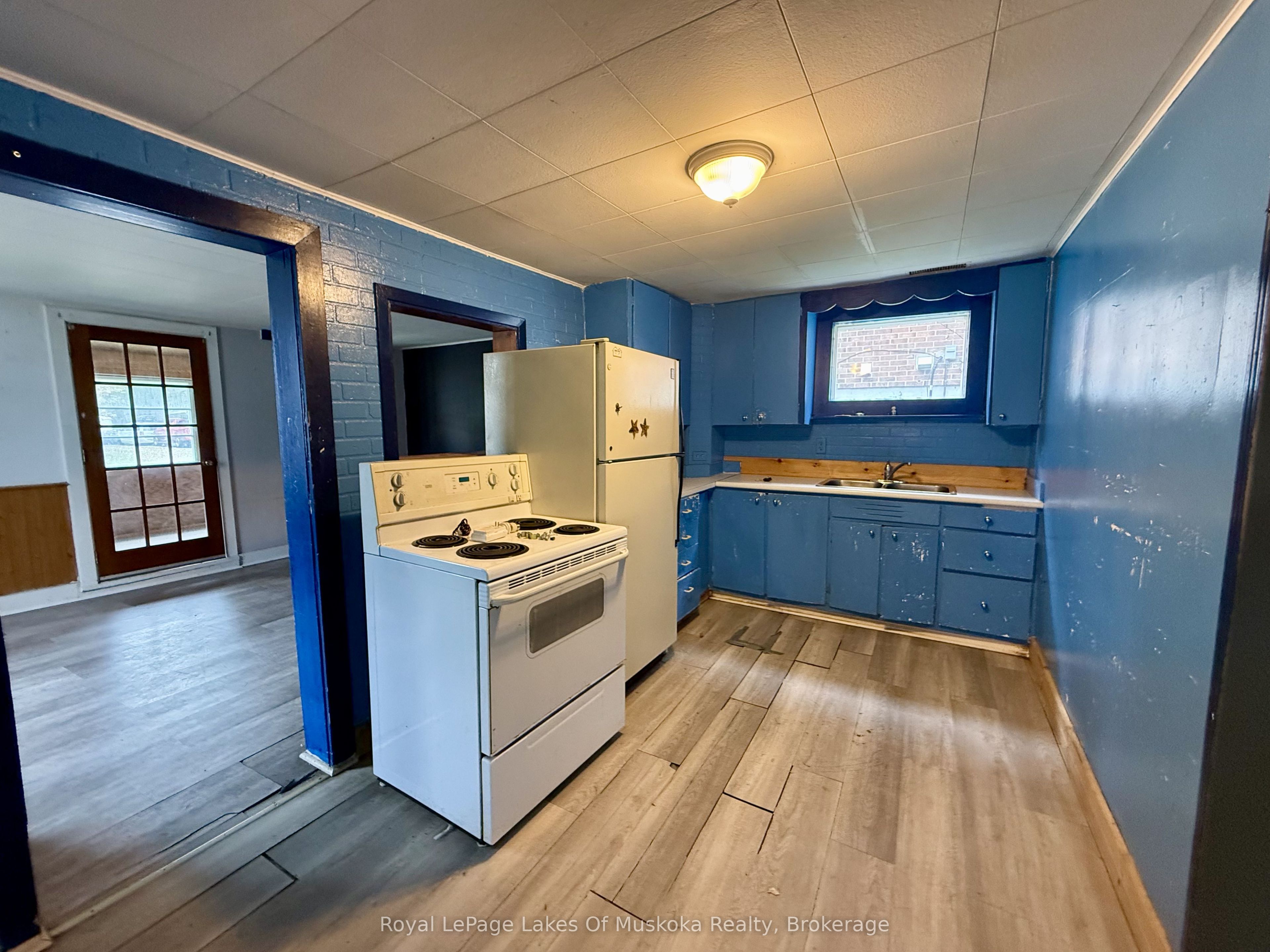 104 Ontario Street Property Photo 4