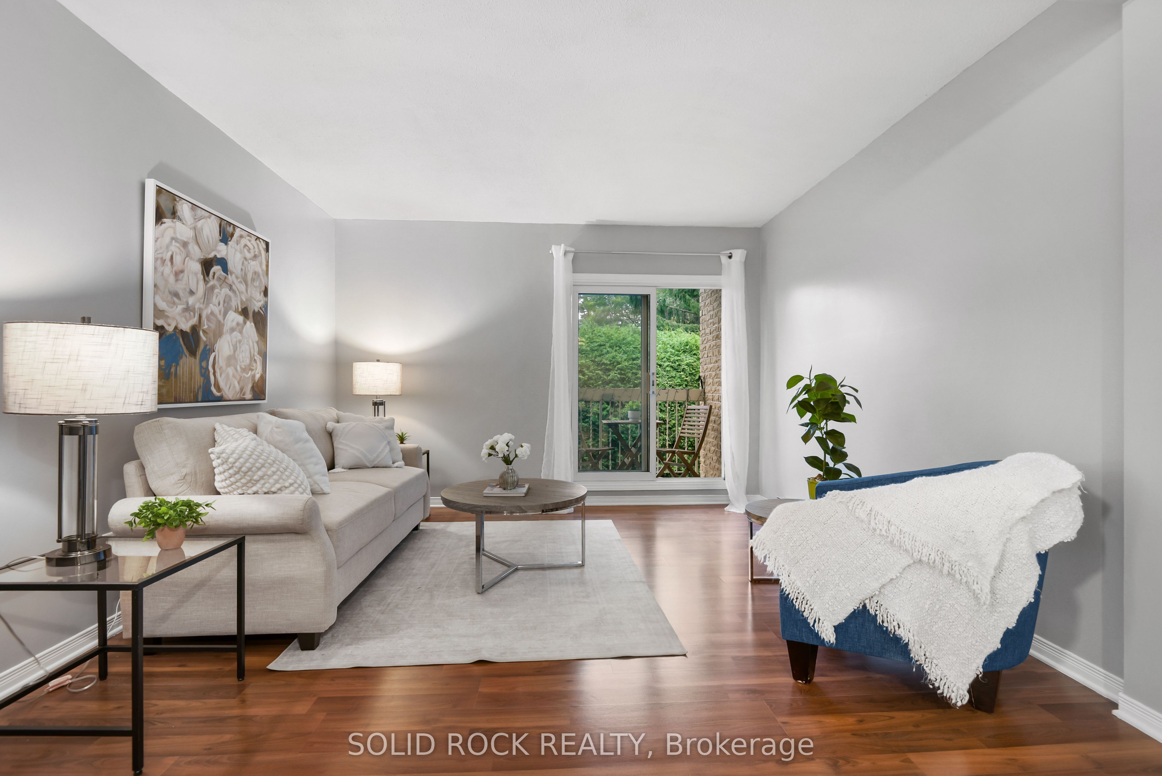 190 Elgin Street W 207 Property Photo 3
