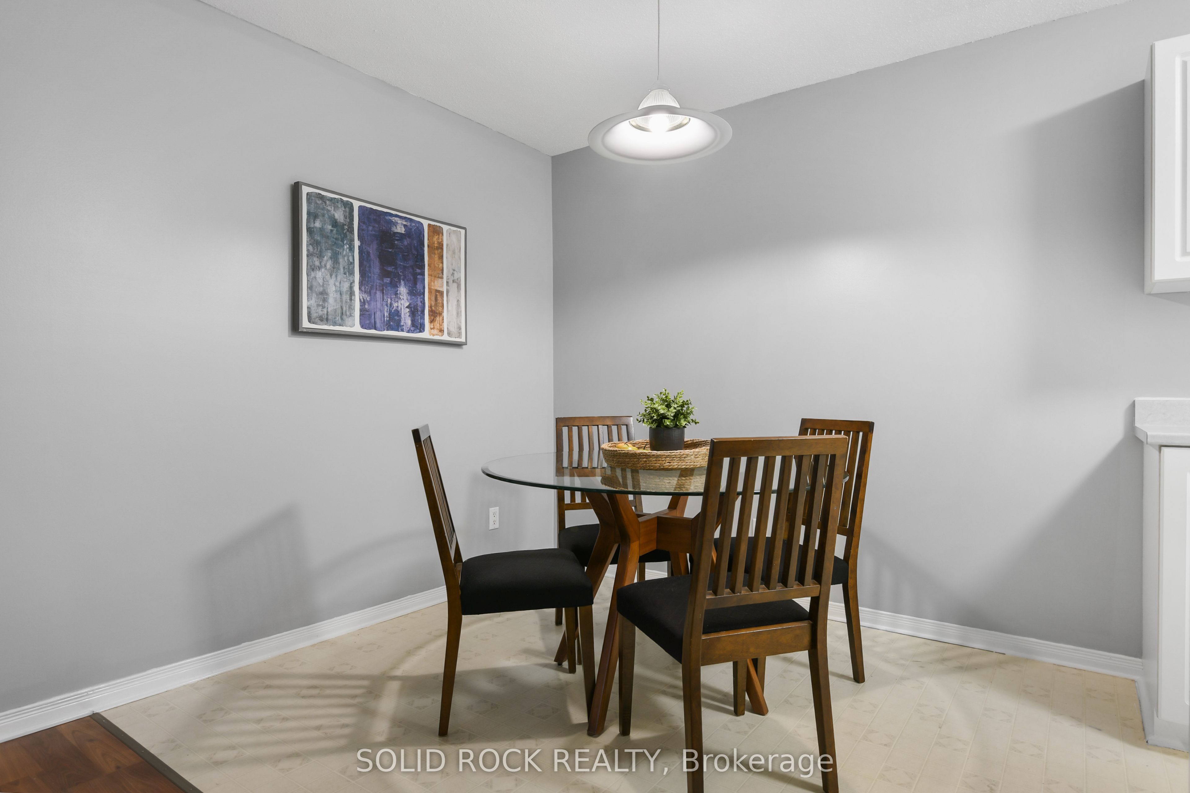 190 Elgin Street W 207 Property Photo 8