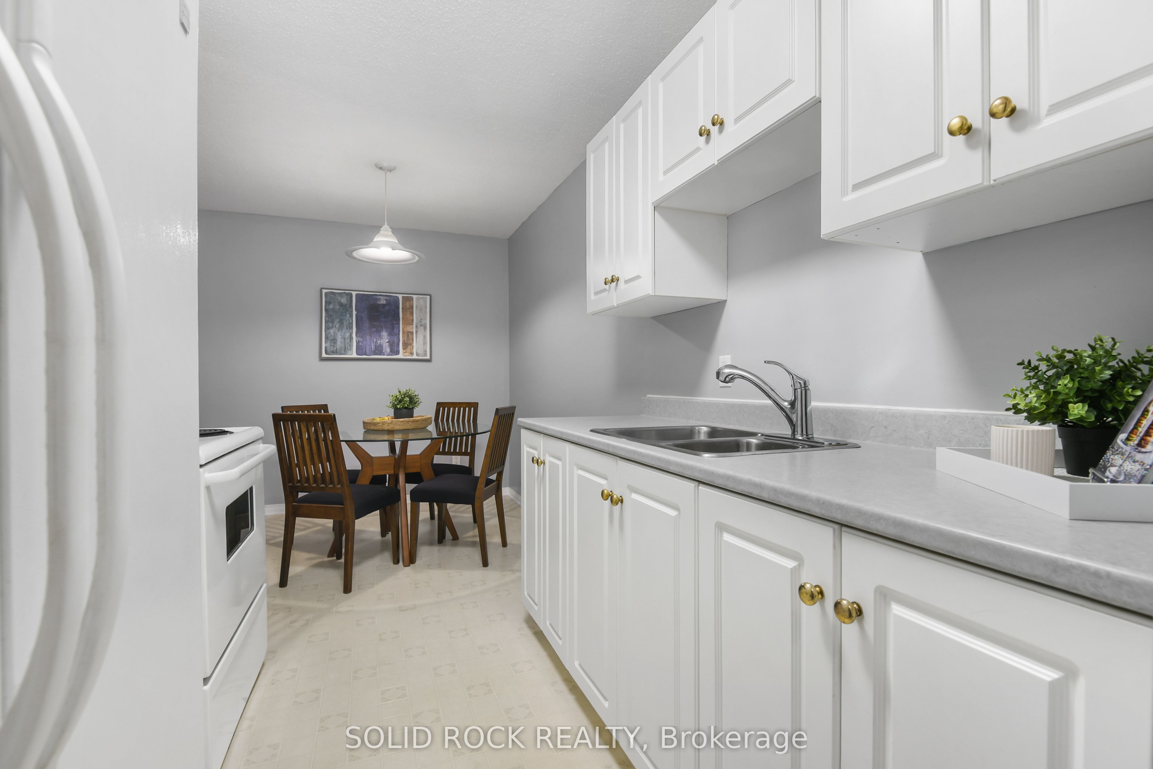 190 Elgin Street W 207 Property Photo 10