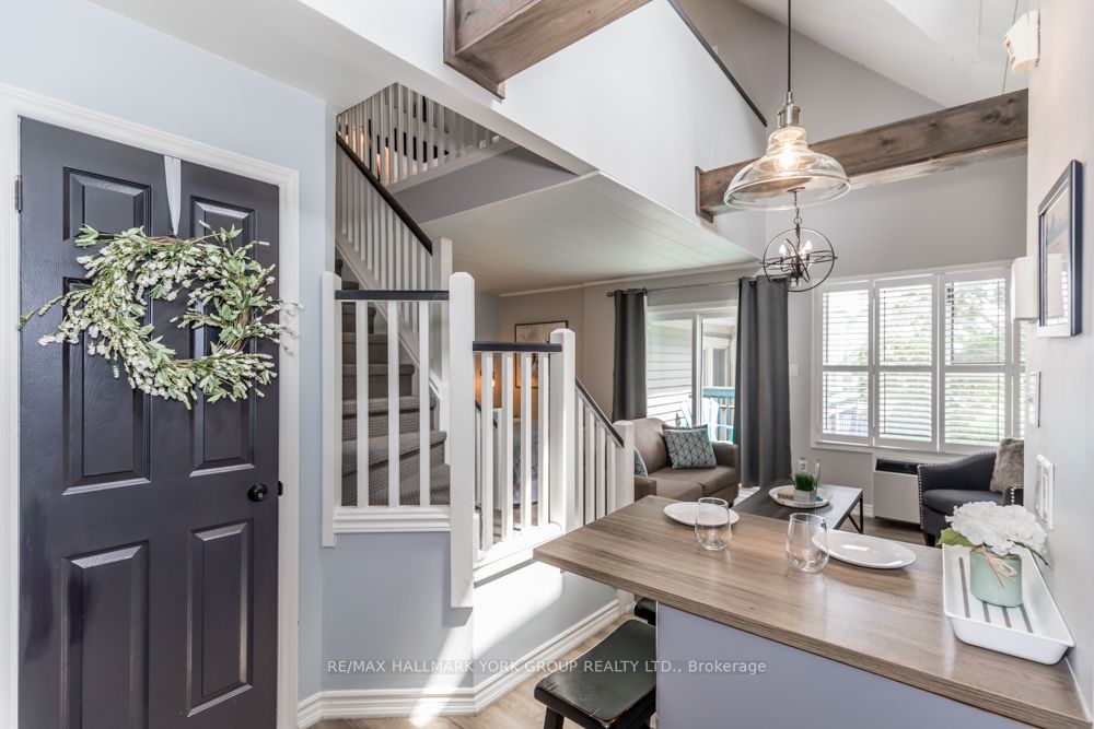 796468 19 Grey Road 514 Property Photo 2