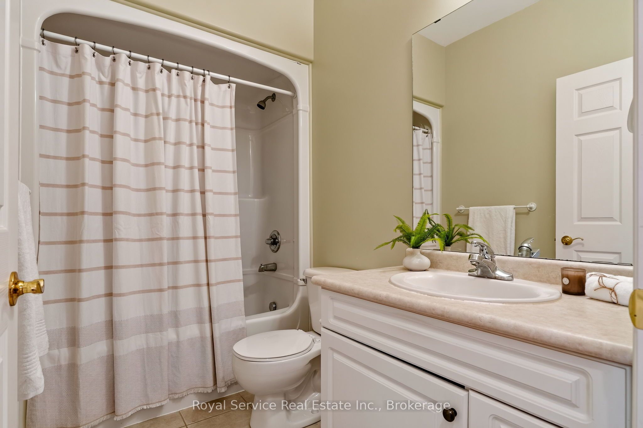 38 Finch Drive Property Photo 15