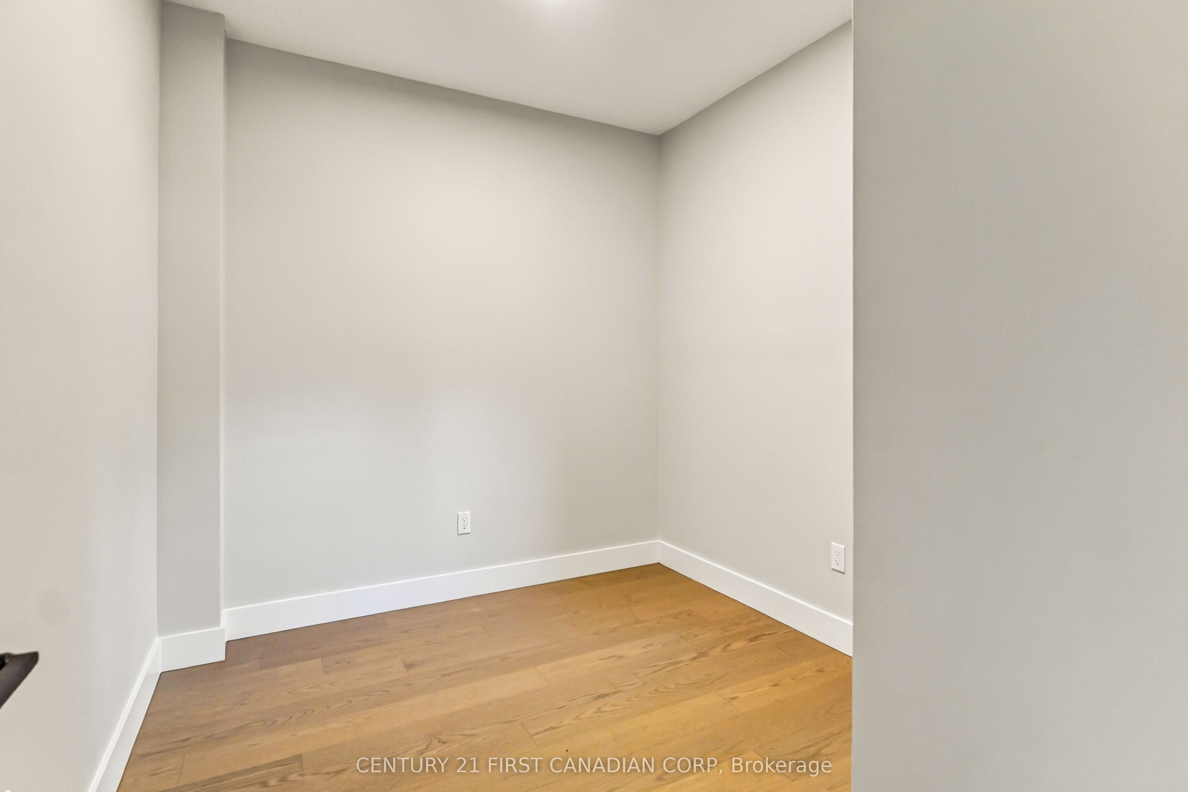2500 Main Street 1 Property Photo 19