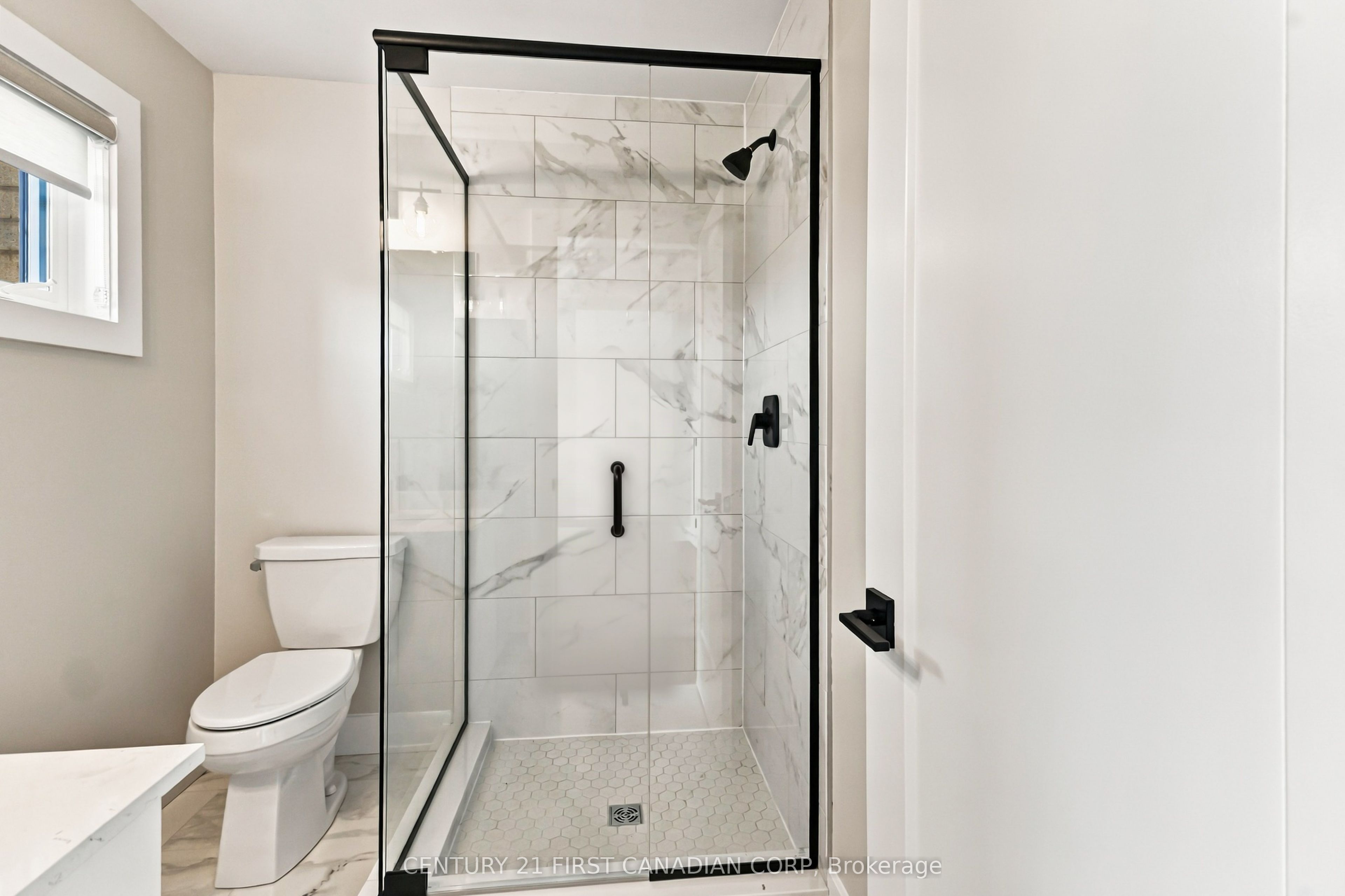 2500 Main Street 1 Property Photo 25