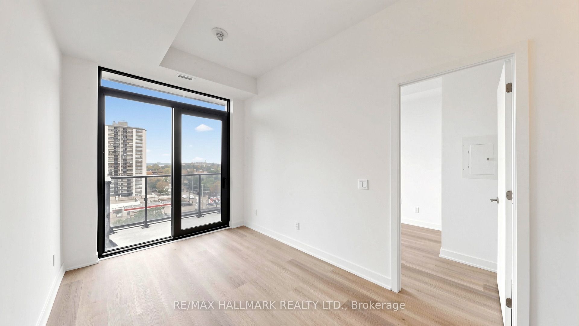 101 John Street N 719 Property Photo 12