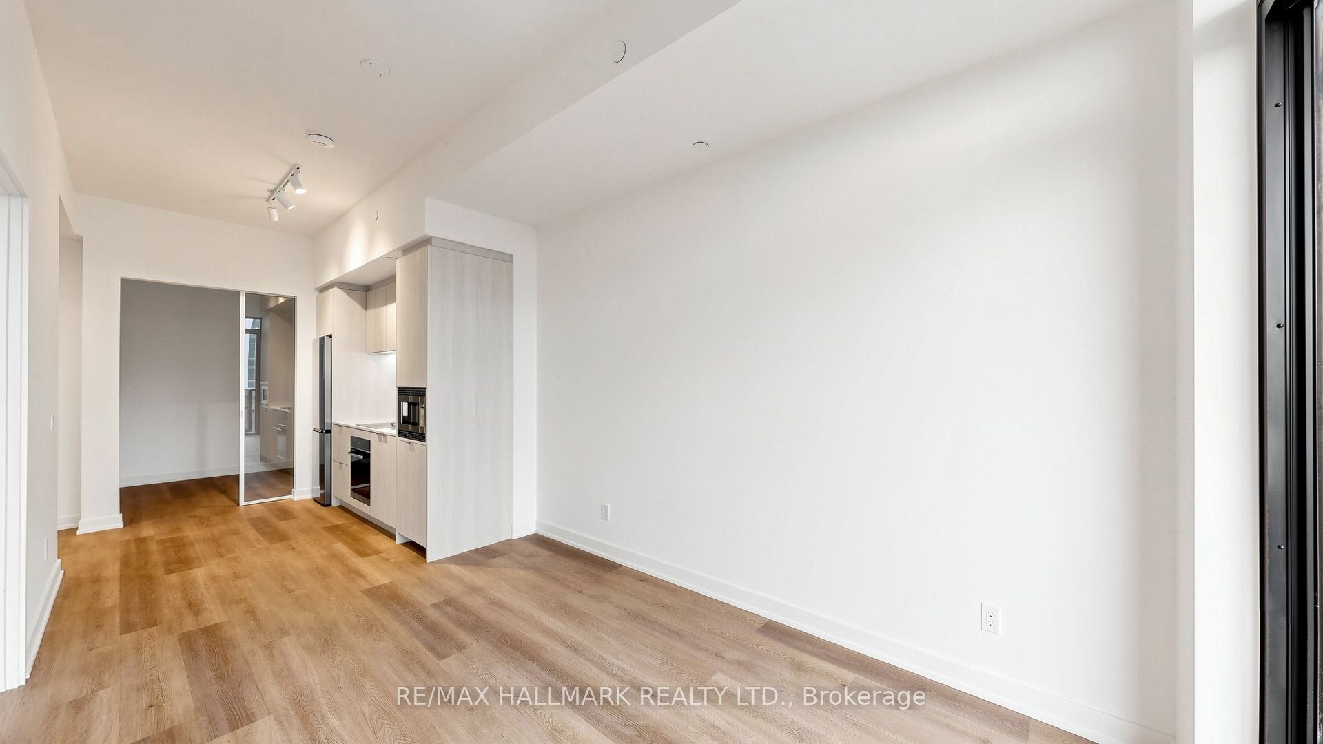 101 John Street N 719 Property Photo 13