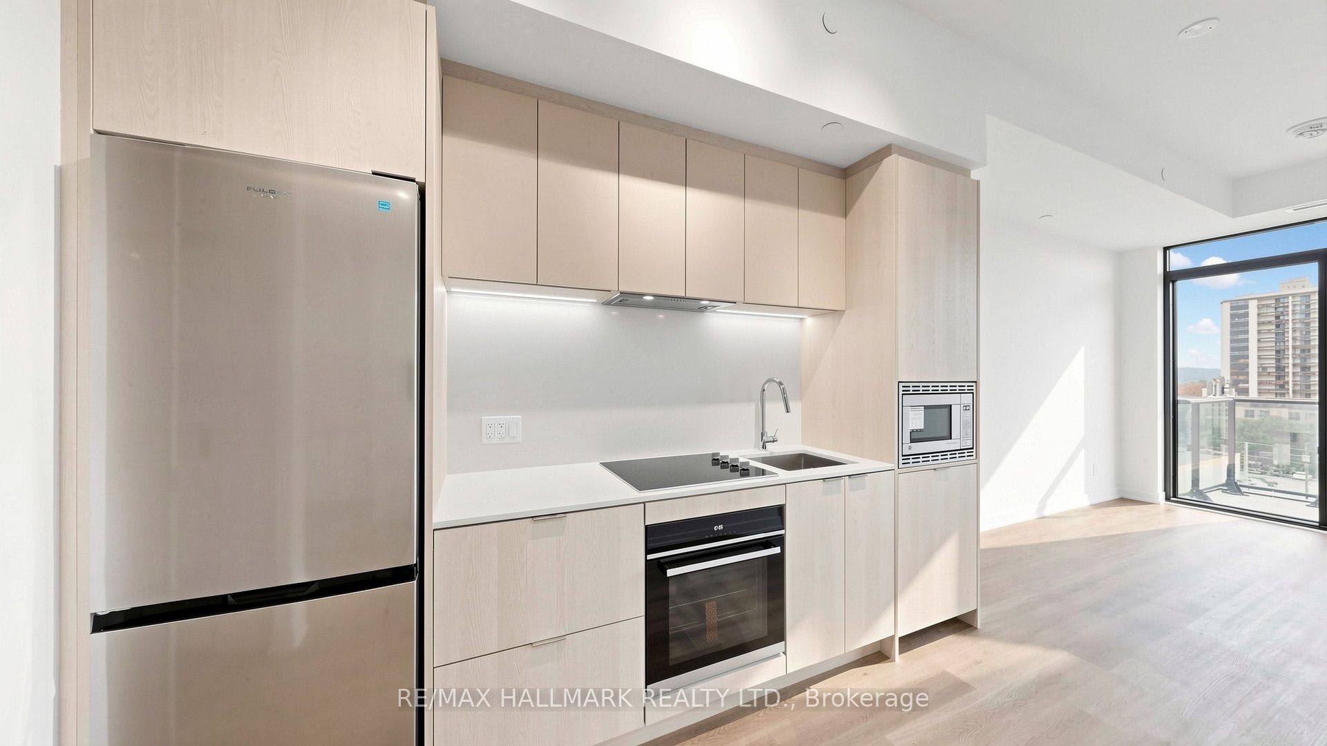 101 John Street N 719 Property Photo 16