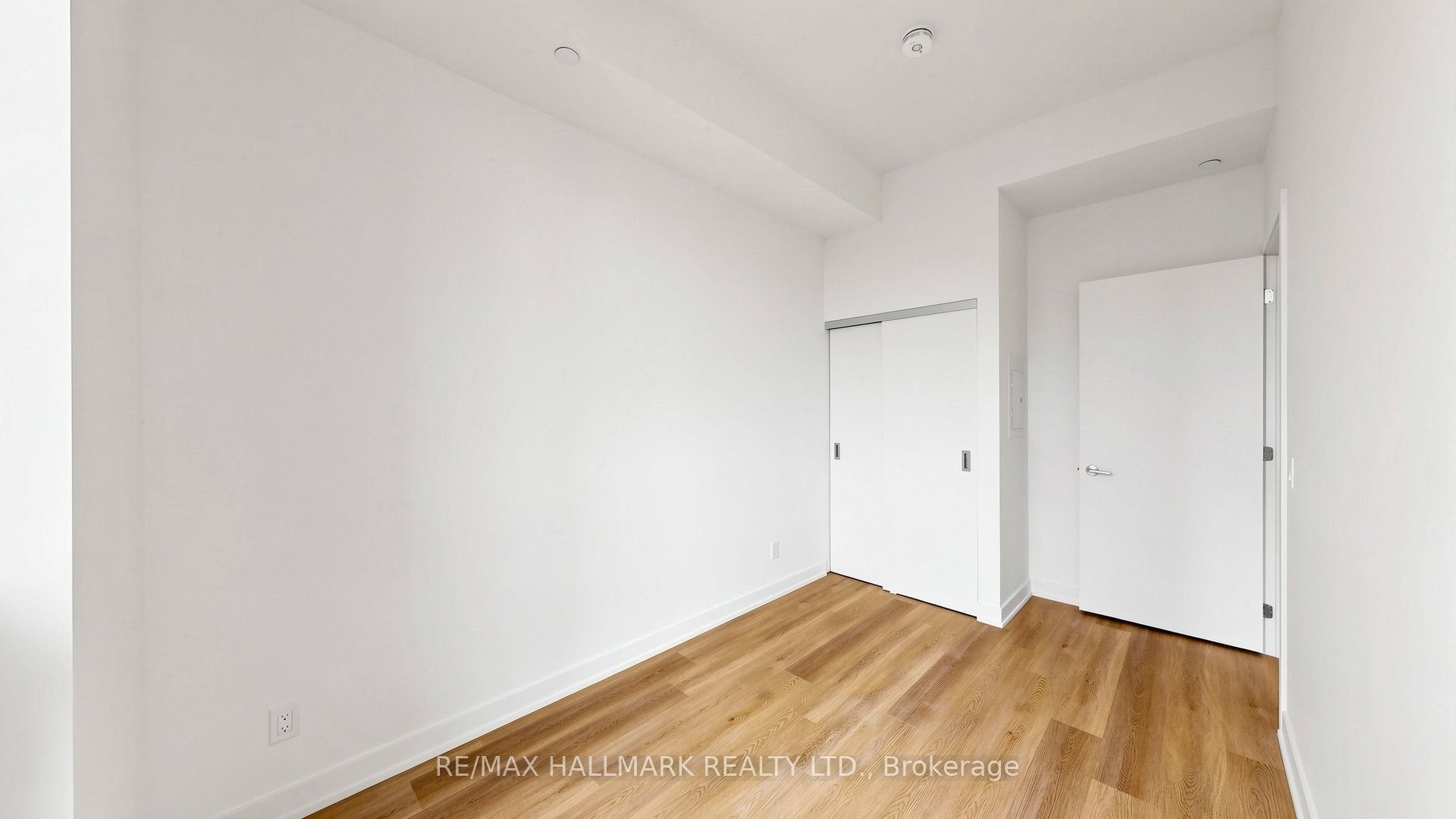 101 John Street N 719 Property Photo 30