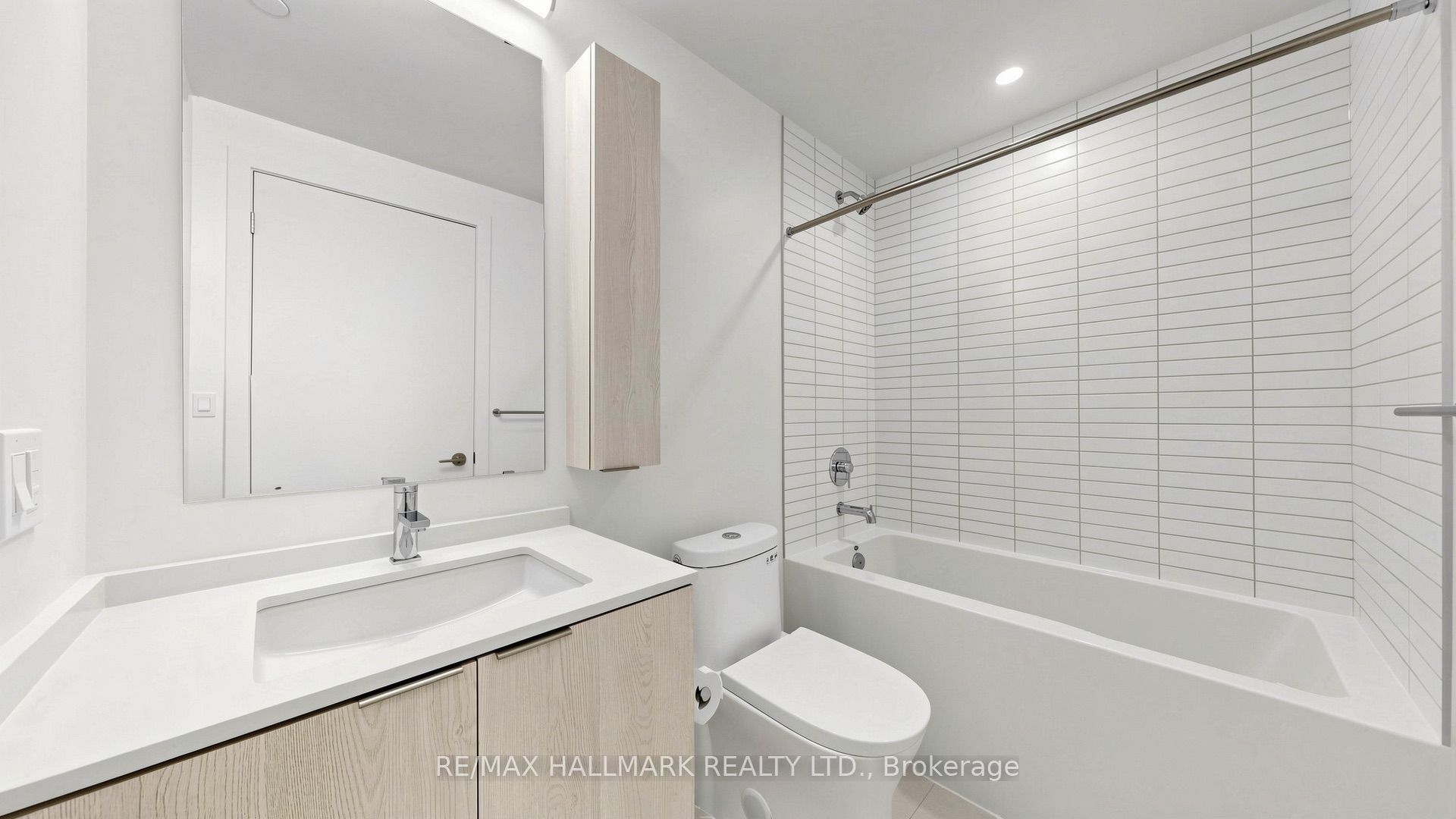 101 John Street N 719 Property Photo 31