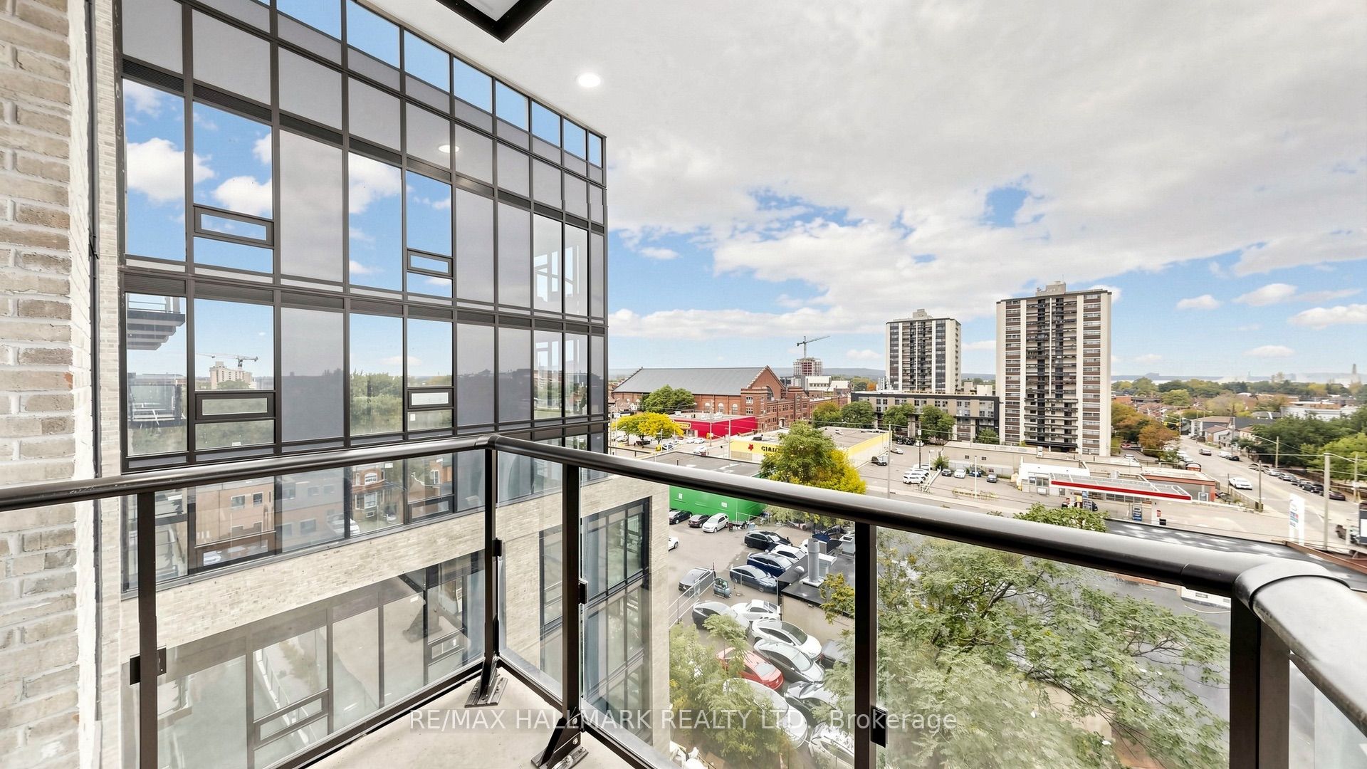 101 John Street N 719 Property Photo 36
